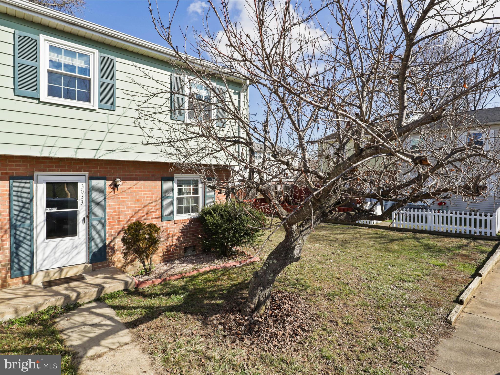 WILLIAMSTOWN - Residential