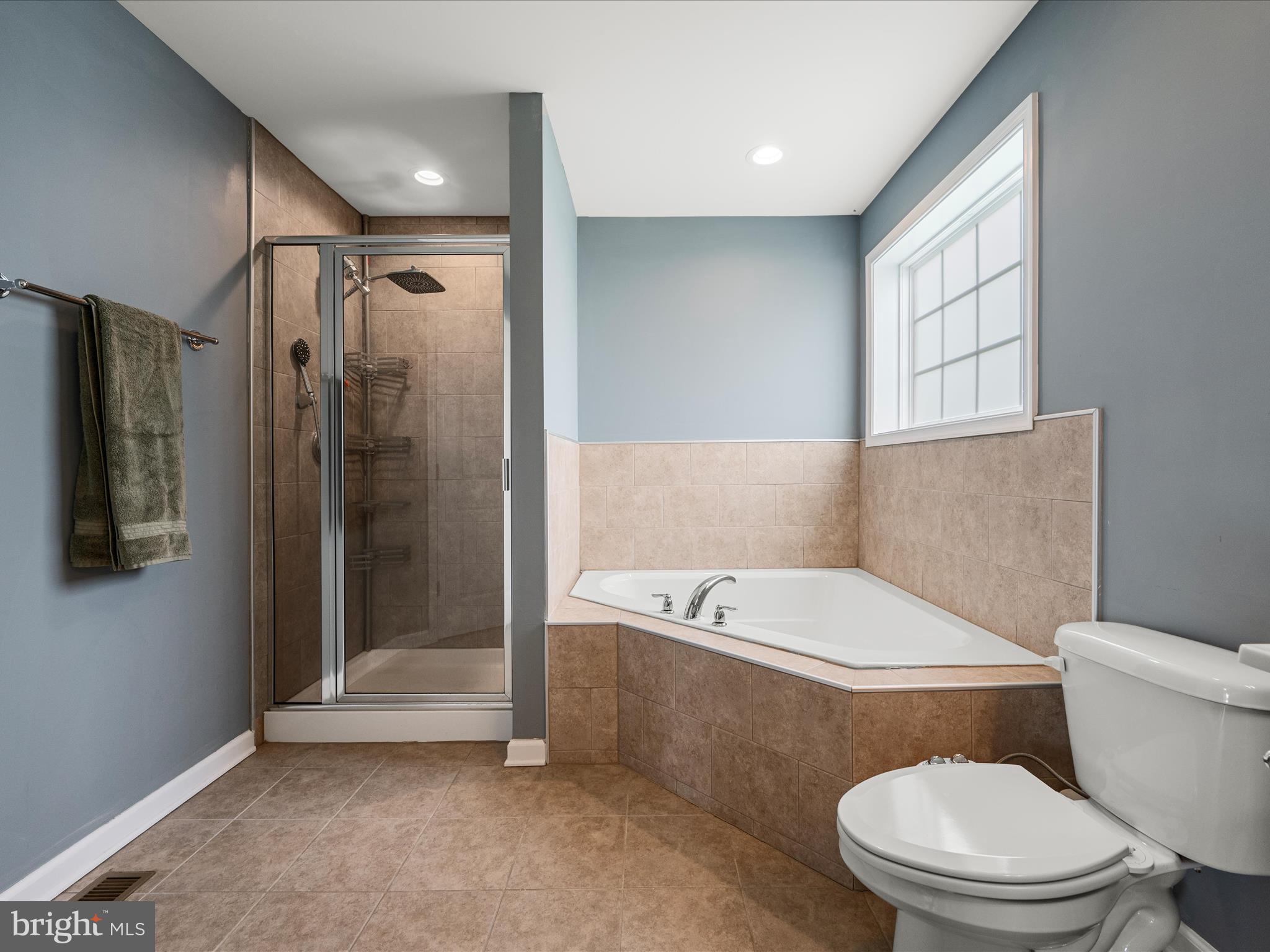 BUTLERS BRIDGE - Residential