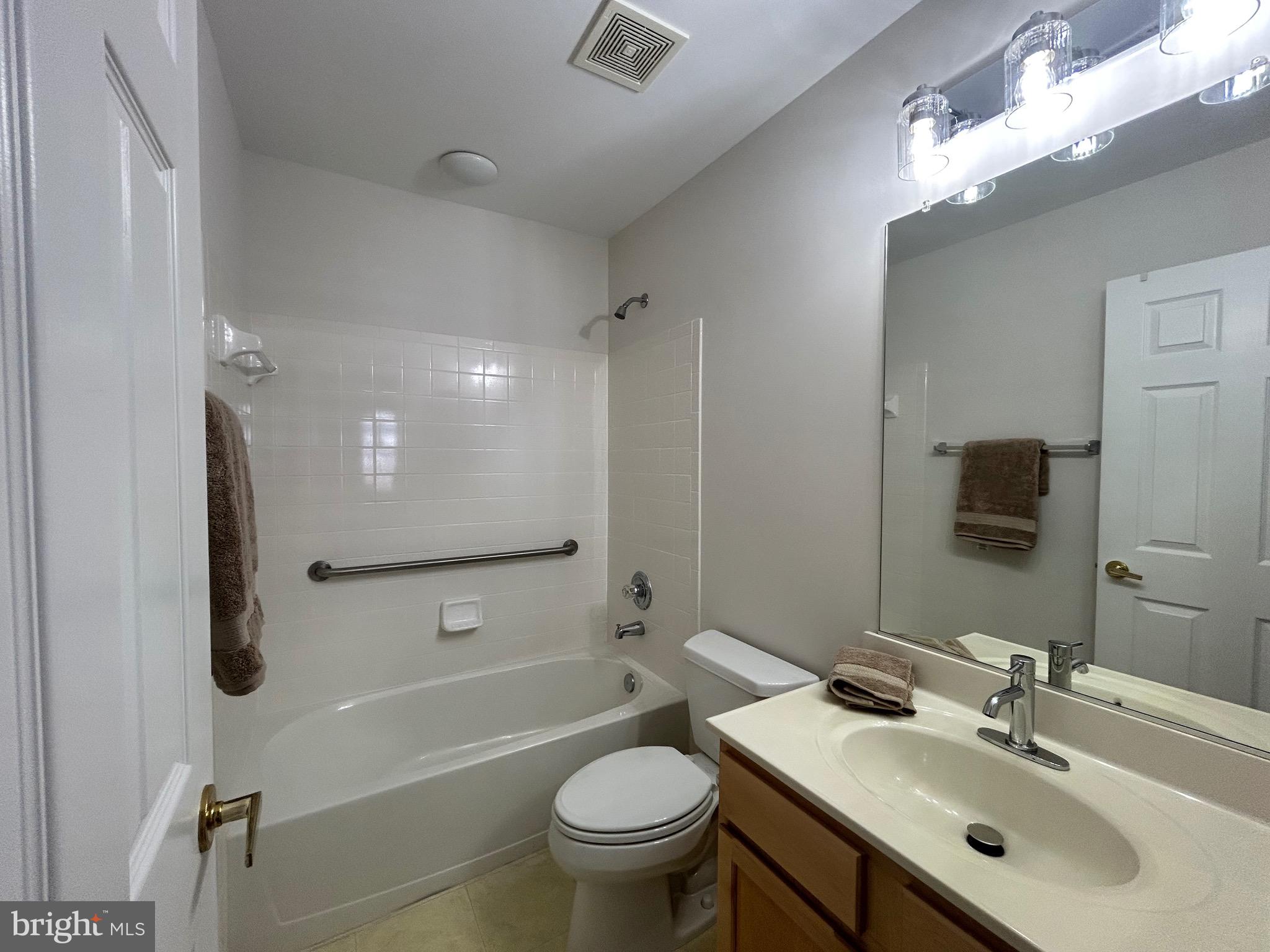 HERITAGE HUNT - Residential