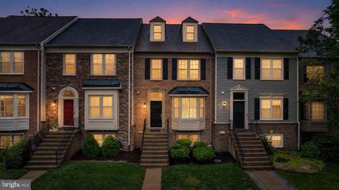 Photo of 43576 Blacksmith Square, ASHBURN, VA 20147 (MLS # VALO2125004)
