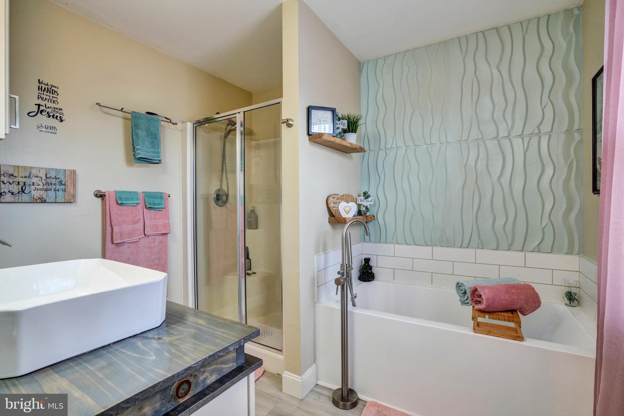 WOODBROOK - Residential