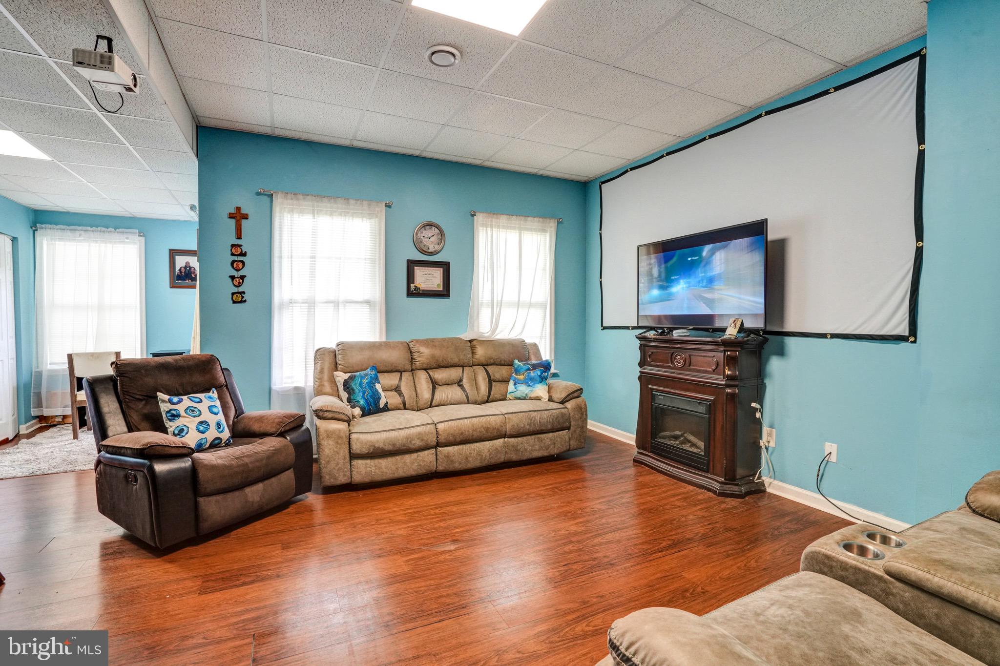 WOODBROOK - Residential