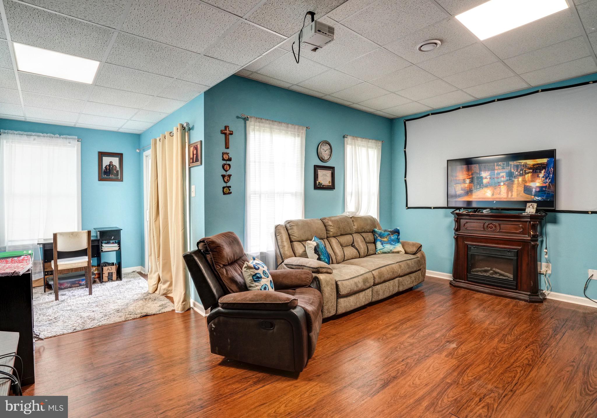 WOODBROOK - Residential