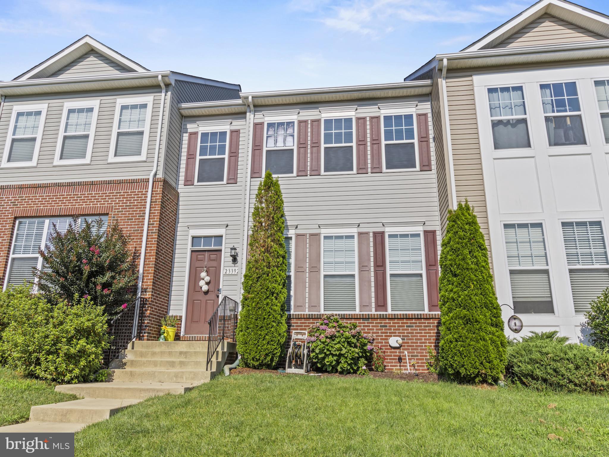 23392 MARVIEW COURT