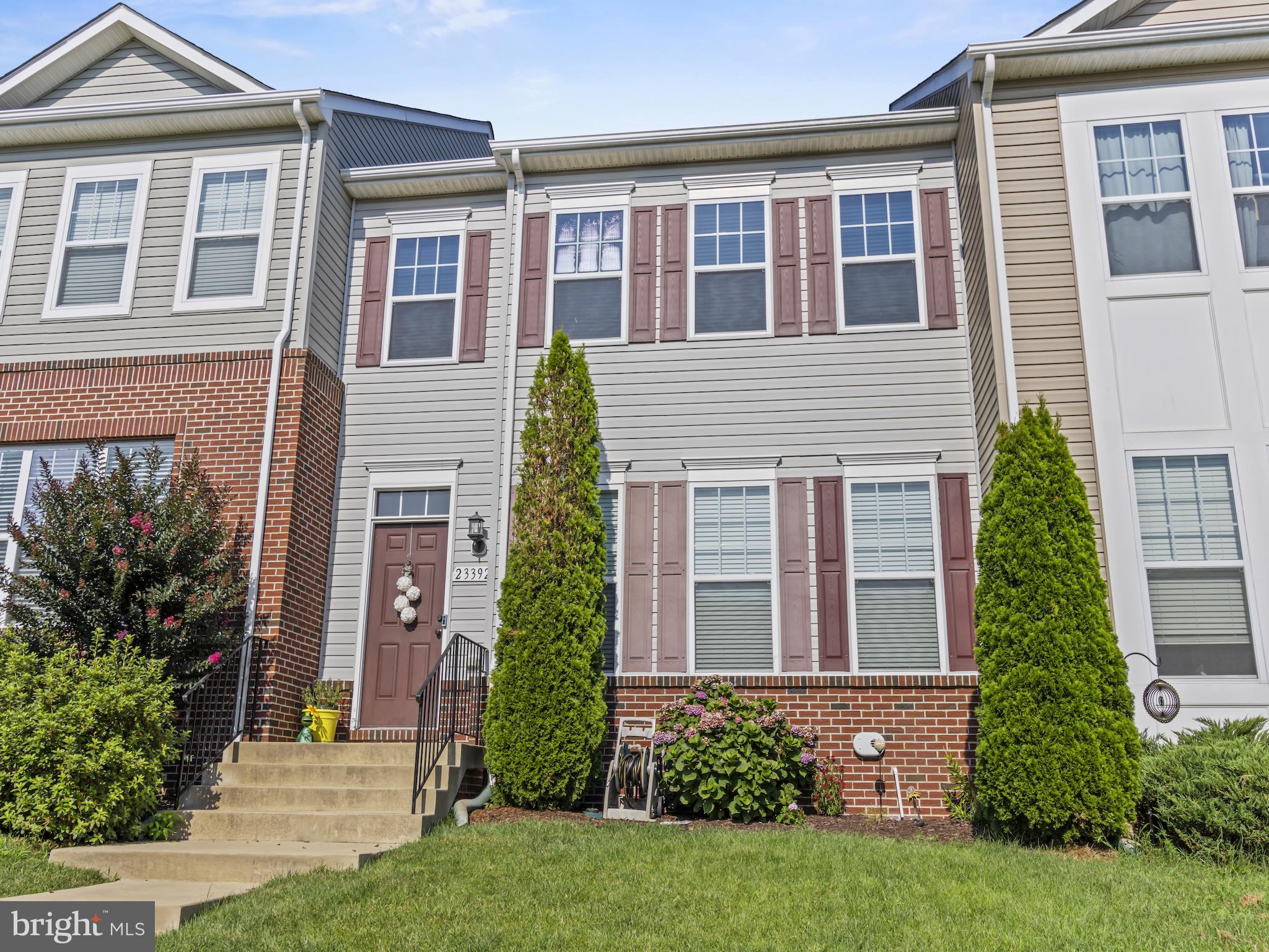 23392 MARVIEW COURT