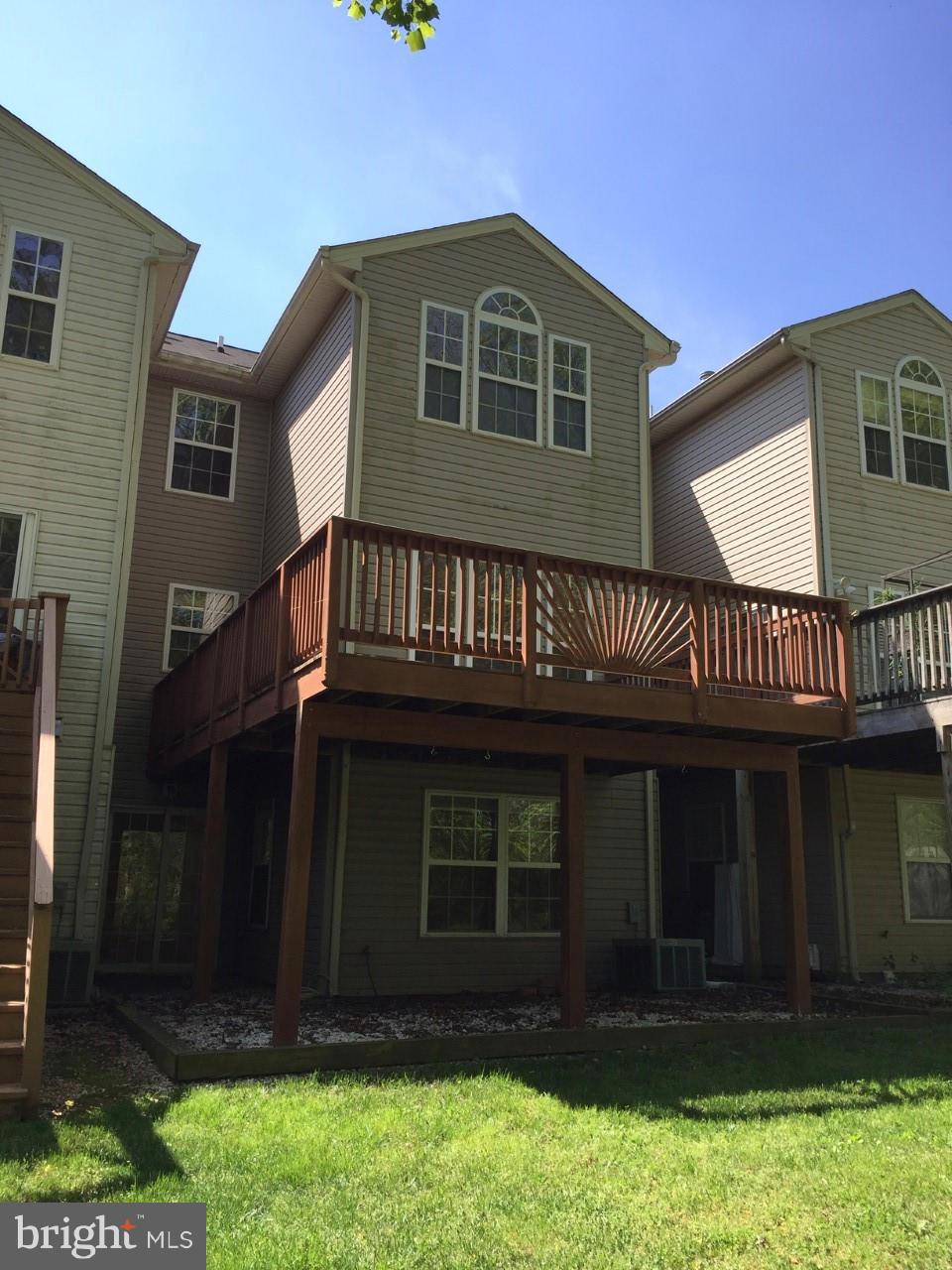 CONSTANT FRIENDSHIP - Residential Lease