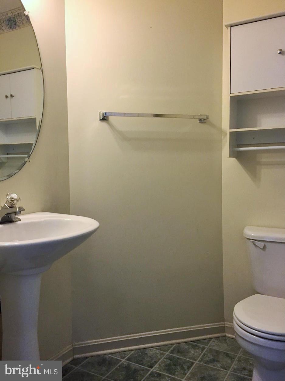 CONSTANT FRIENDSHIP - Residential Lease