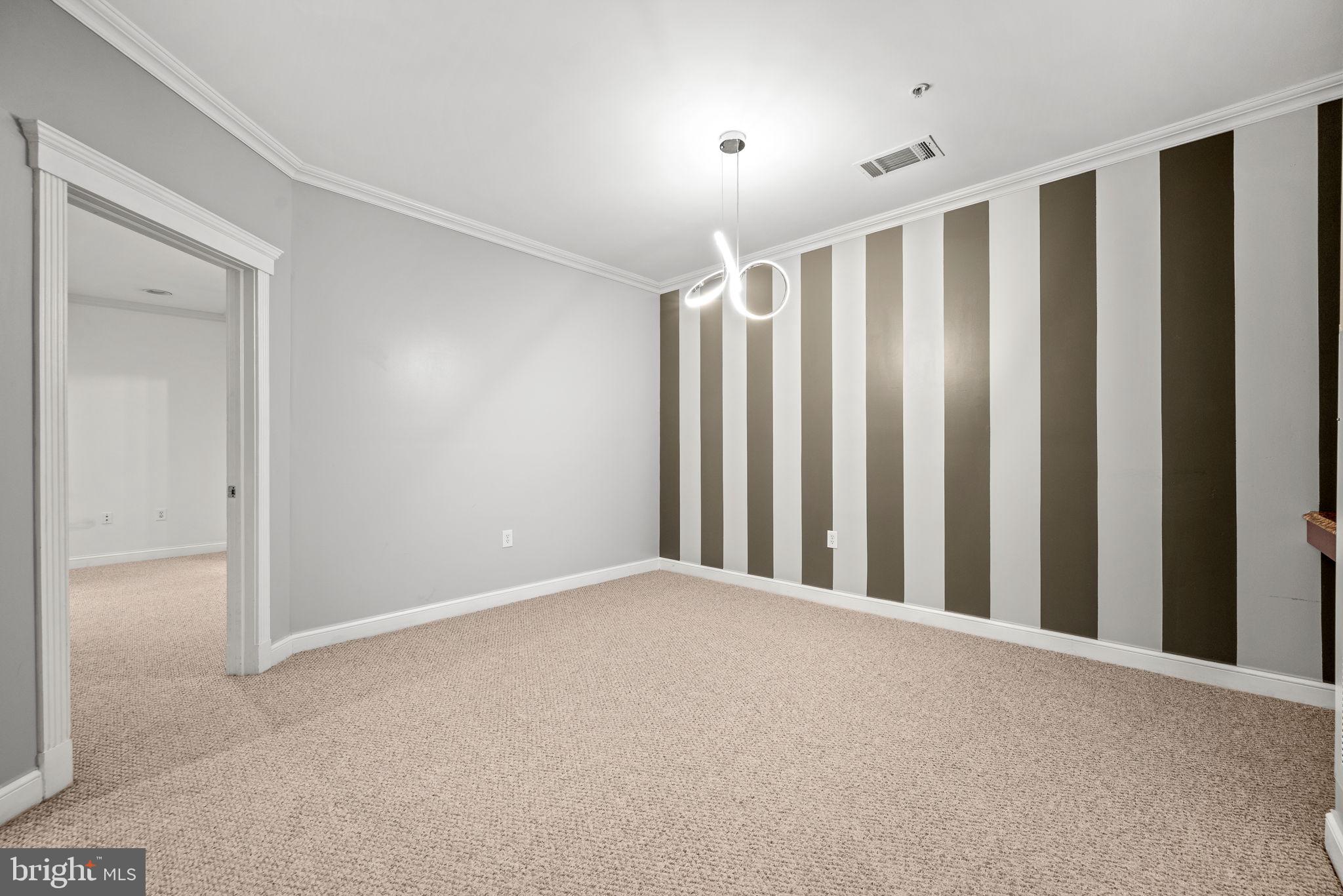 THE GRANDE AT RIVERVIEW - Residential Lease