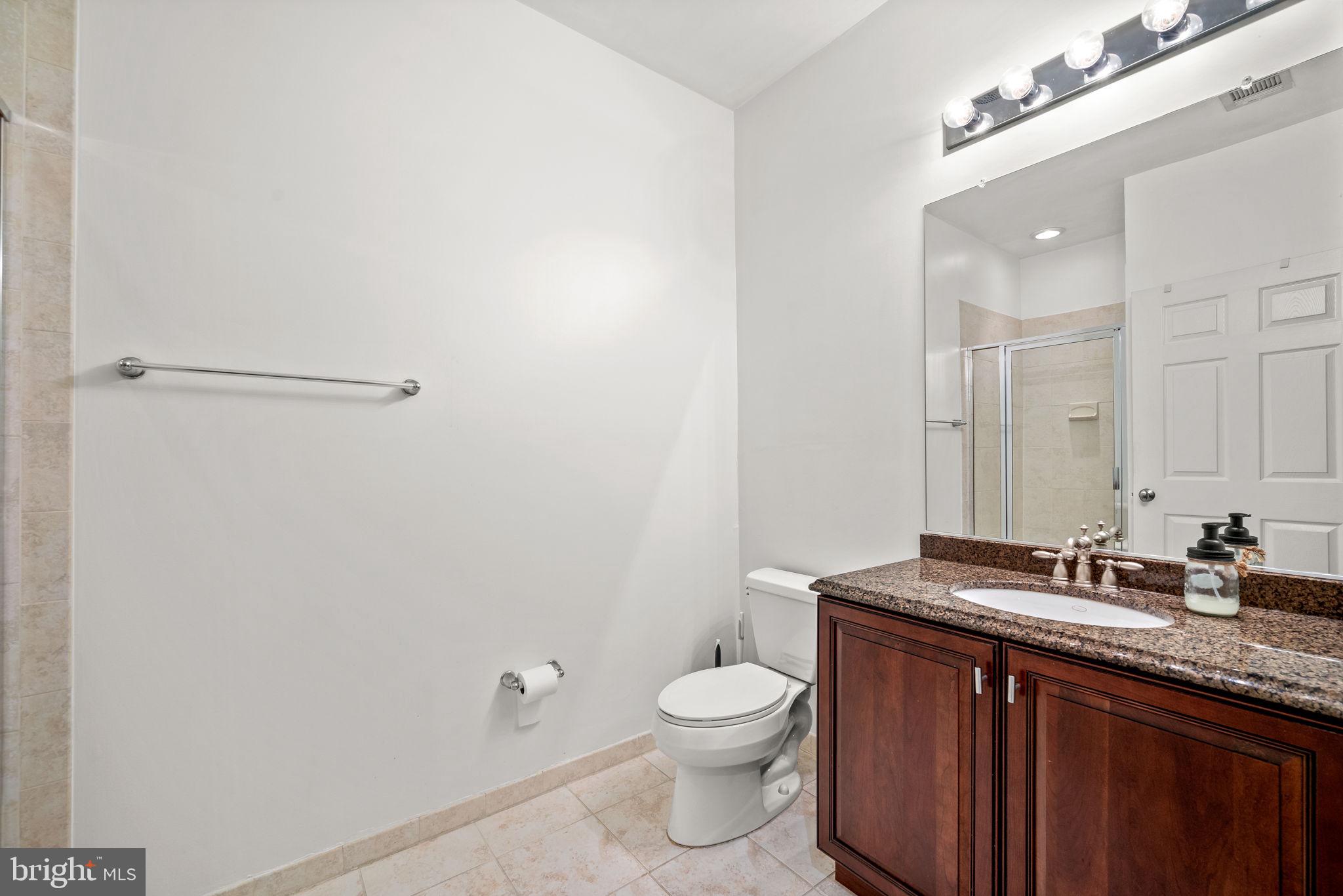 THE GRANDE AT RIVERVIEW - Residential Lease