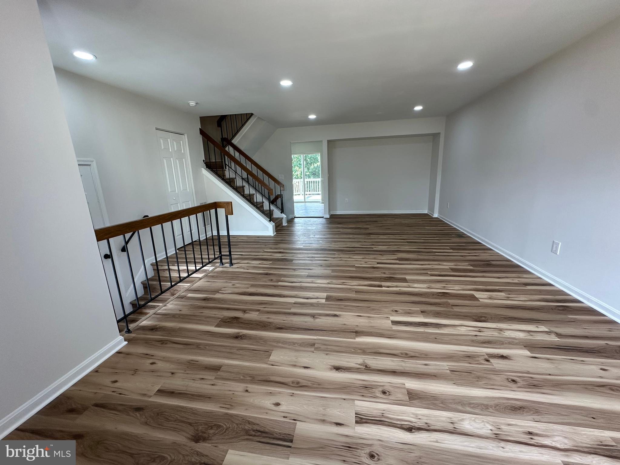 3351 OAKSHADE COURT