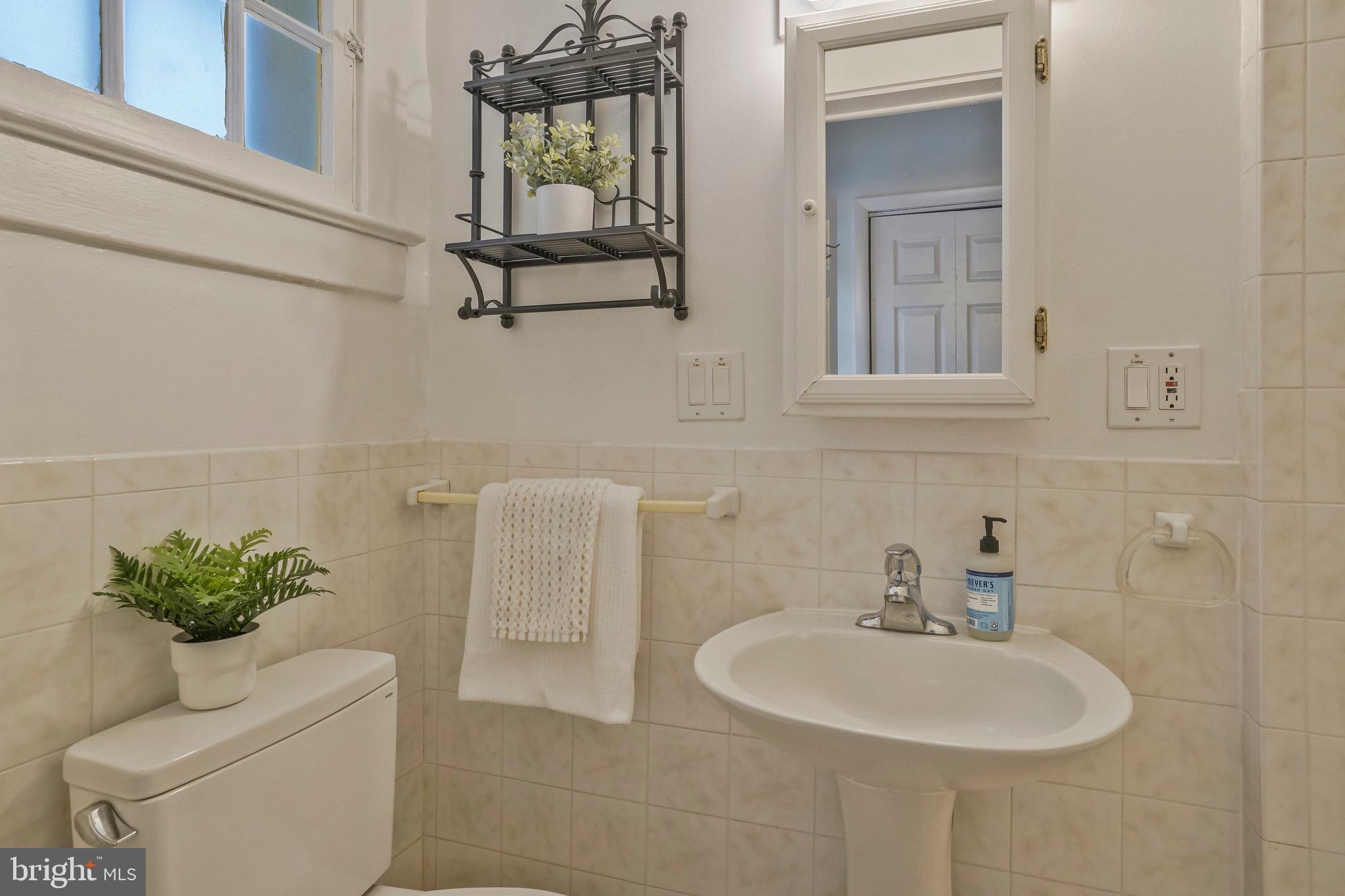 LYON VILLAGE - Residential