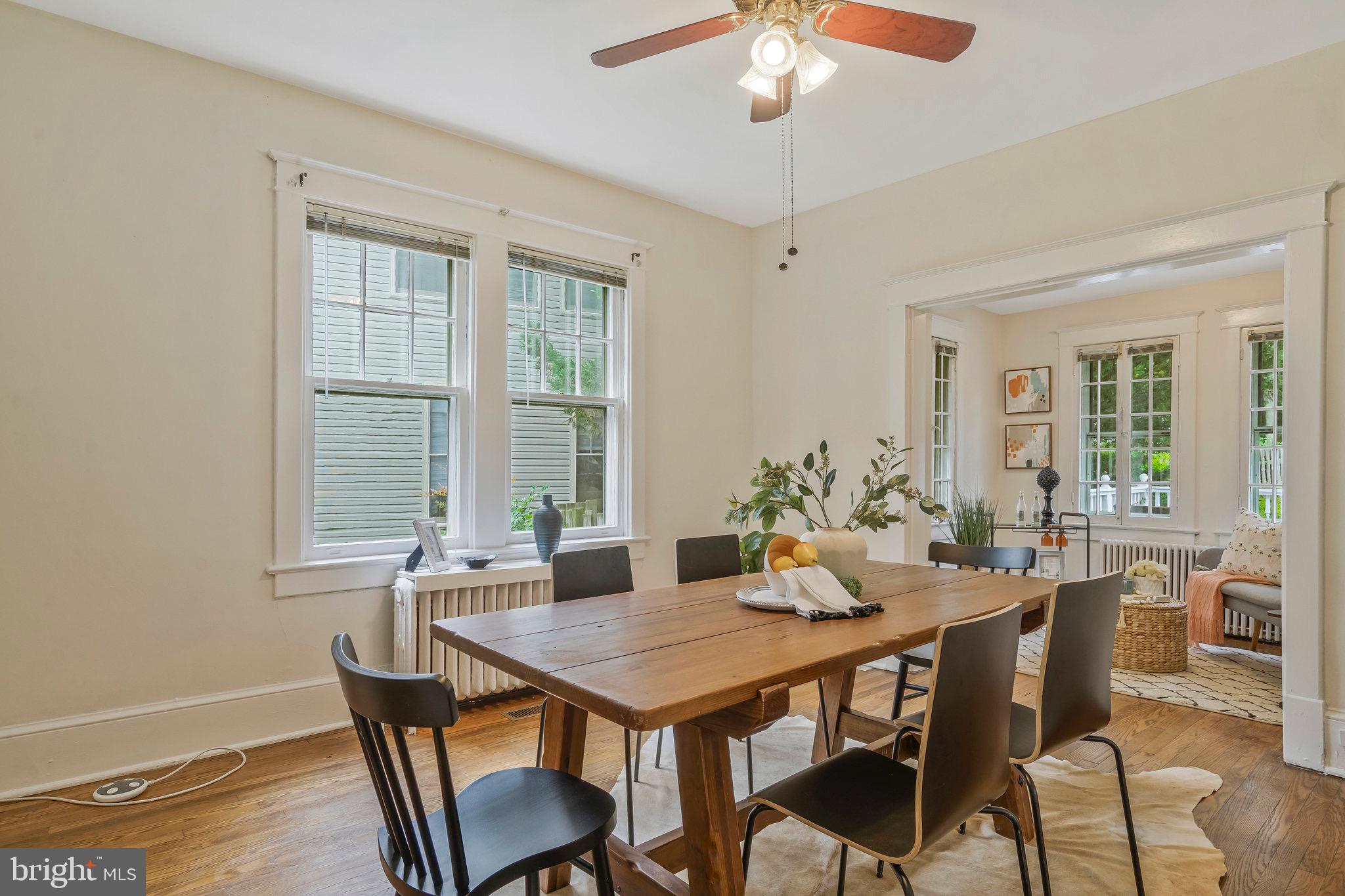 LYON VILLAGE - Residential