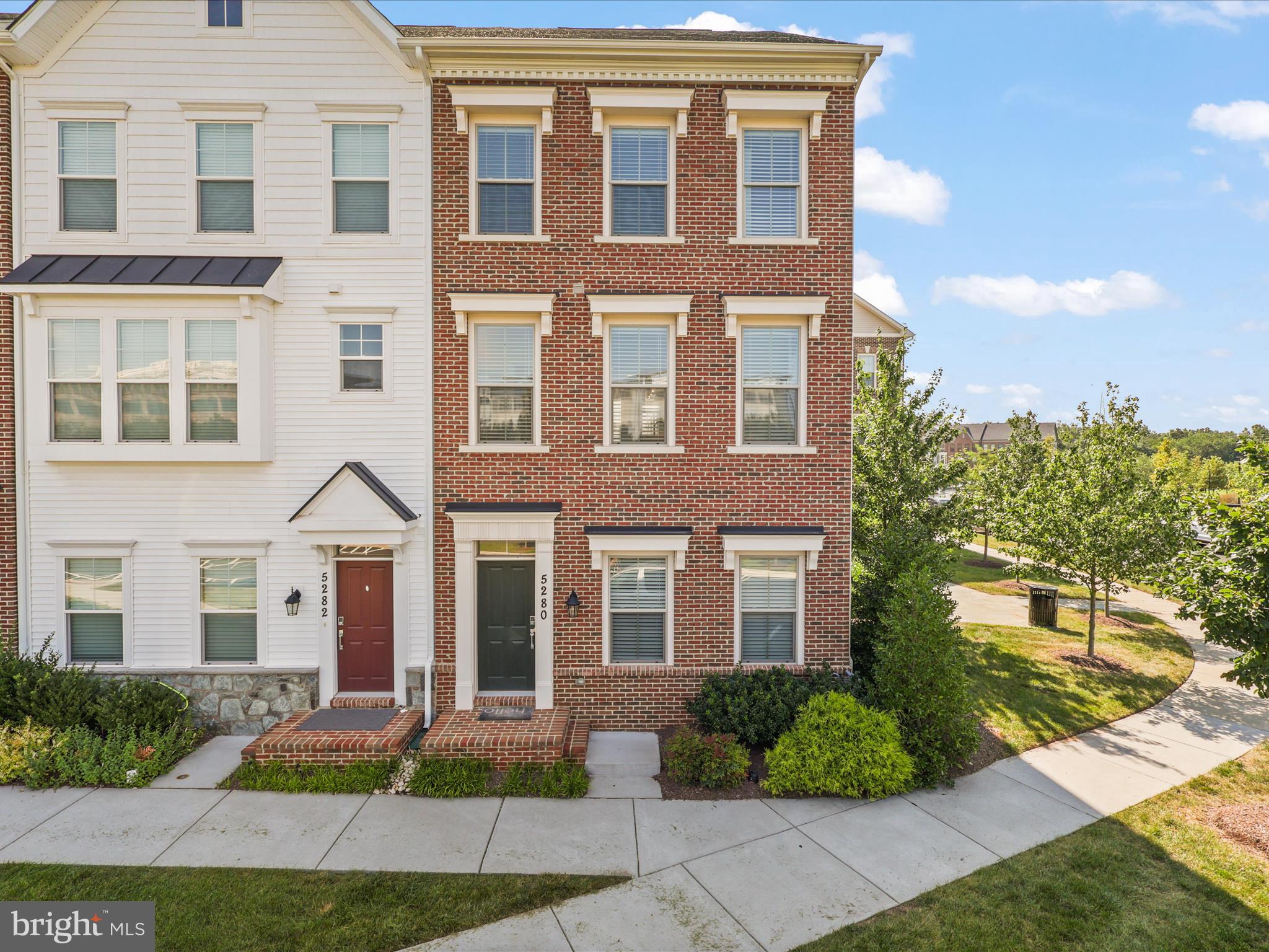 5280 RIDGEVIEW RETREAT DRIVE
