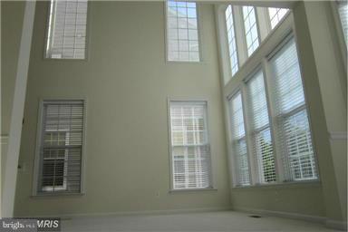 BROADLANDS SOUTH - Residential Lease