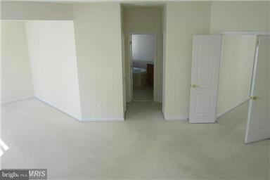 BROADLANDS SOUTH - Residential Lease