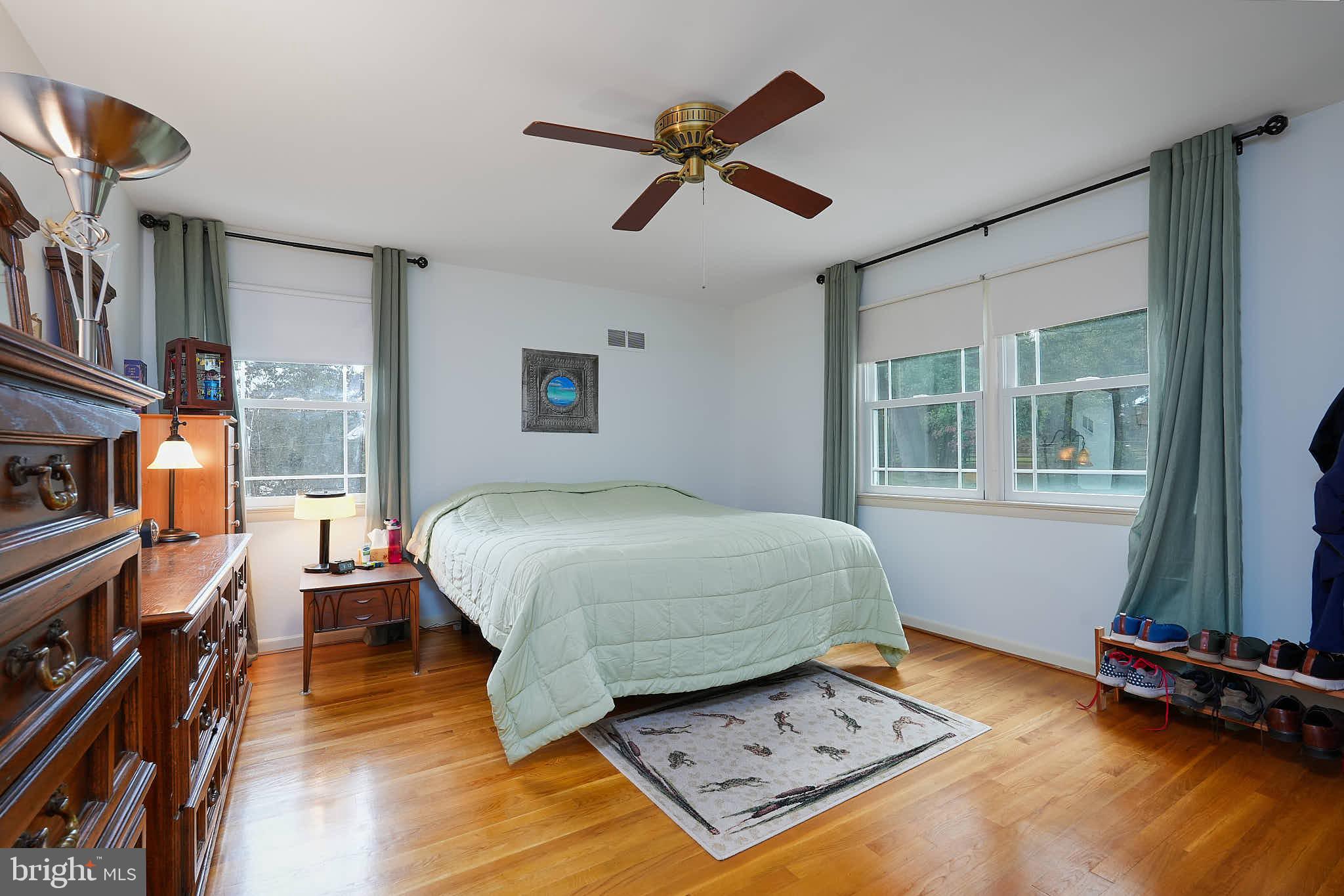 ANCIENT OAK - Residential