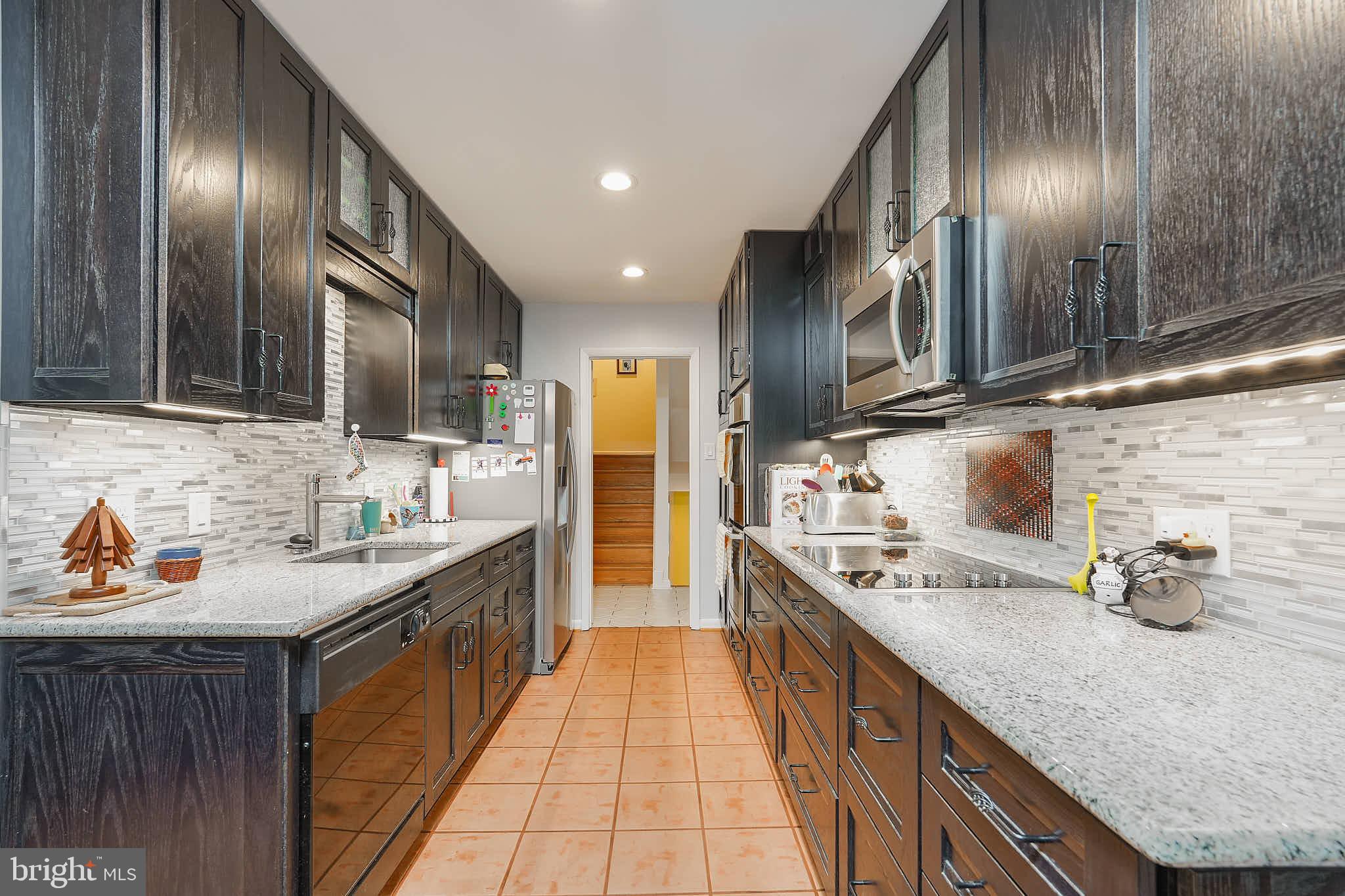 ANCIENT OAK - Residential