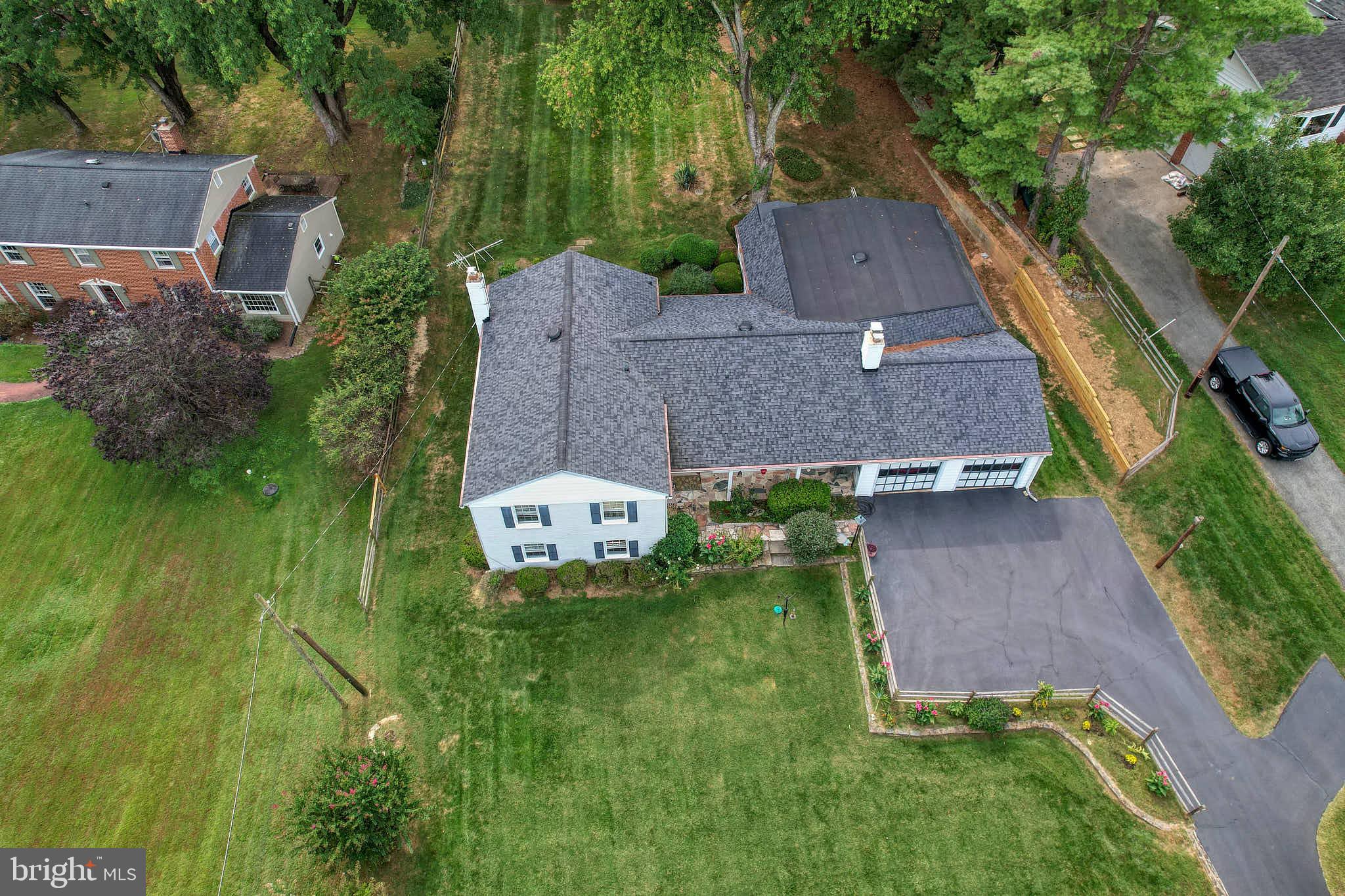 ANCIENT OAK - Residential