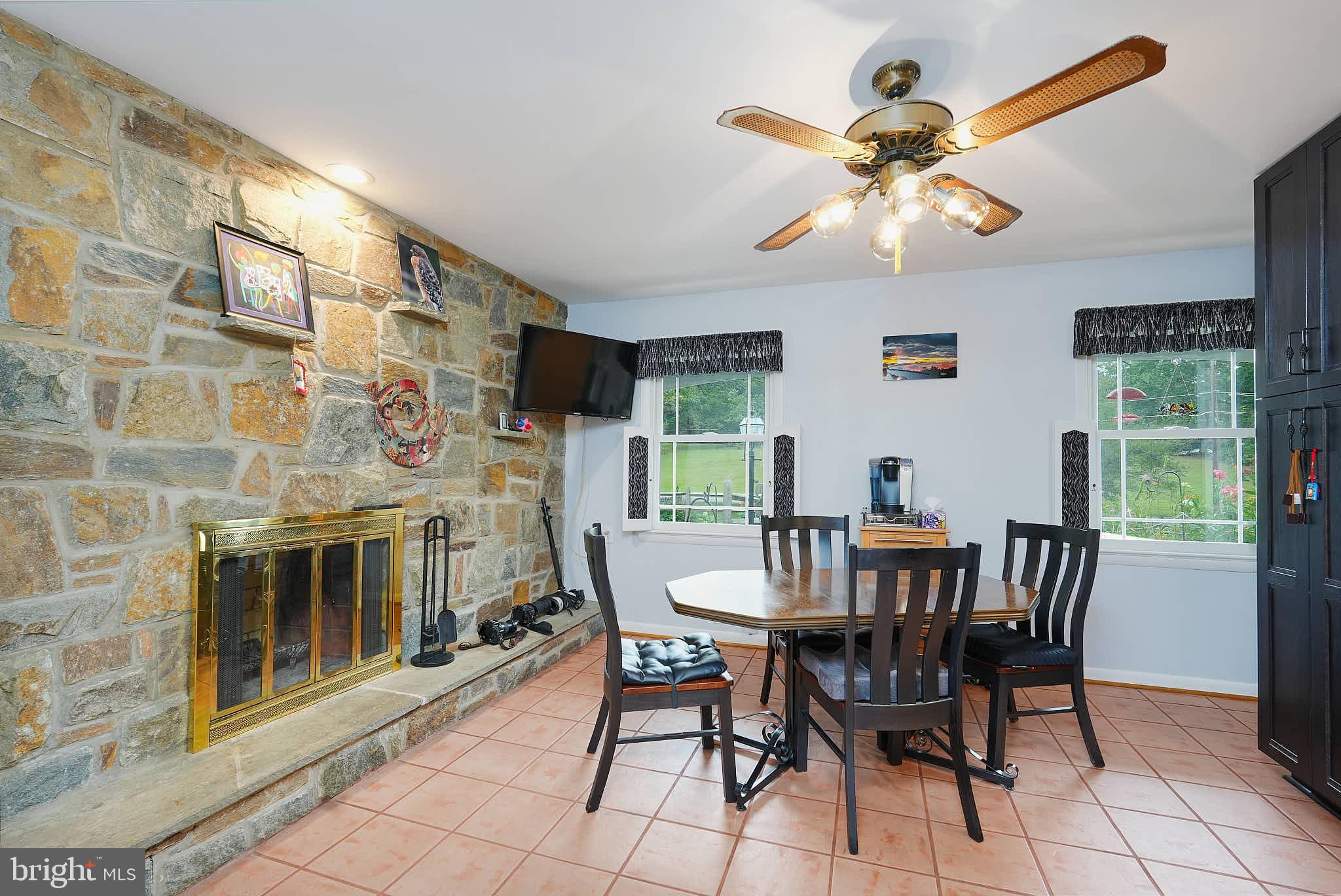 ANCIENT OAK - Residential