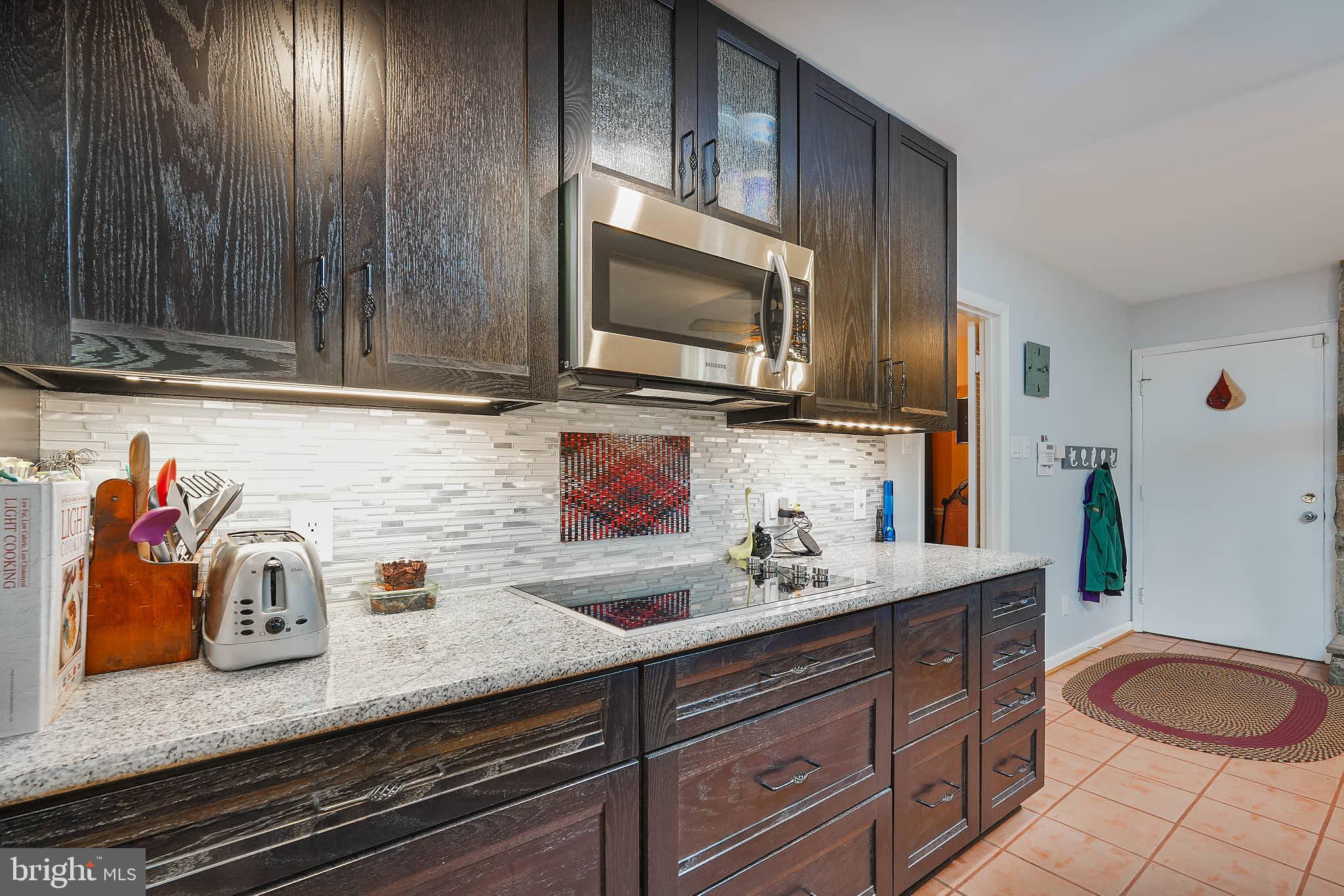 ANCIENT OAK - Residential