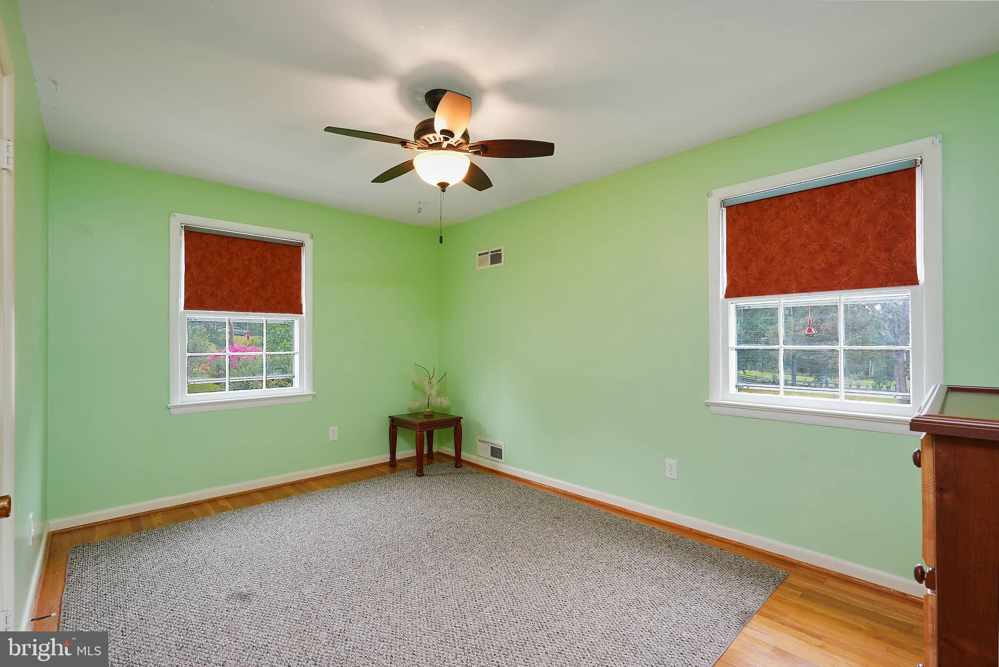 ANCIENT OAK - Residential