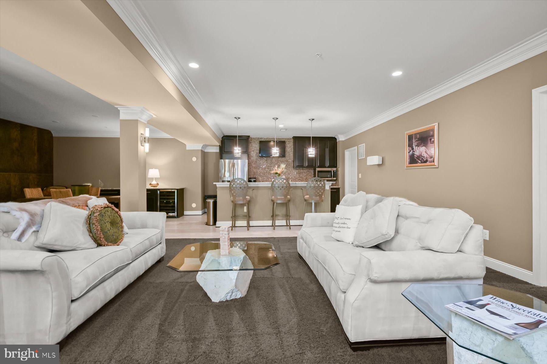 OAK CREEK - Residential