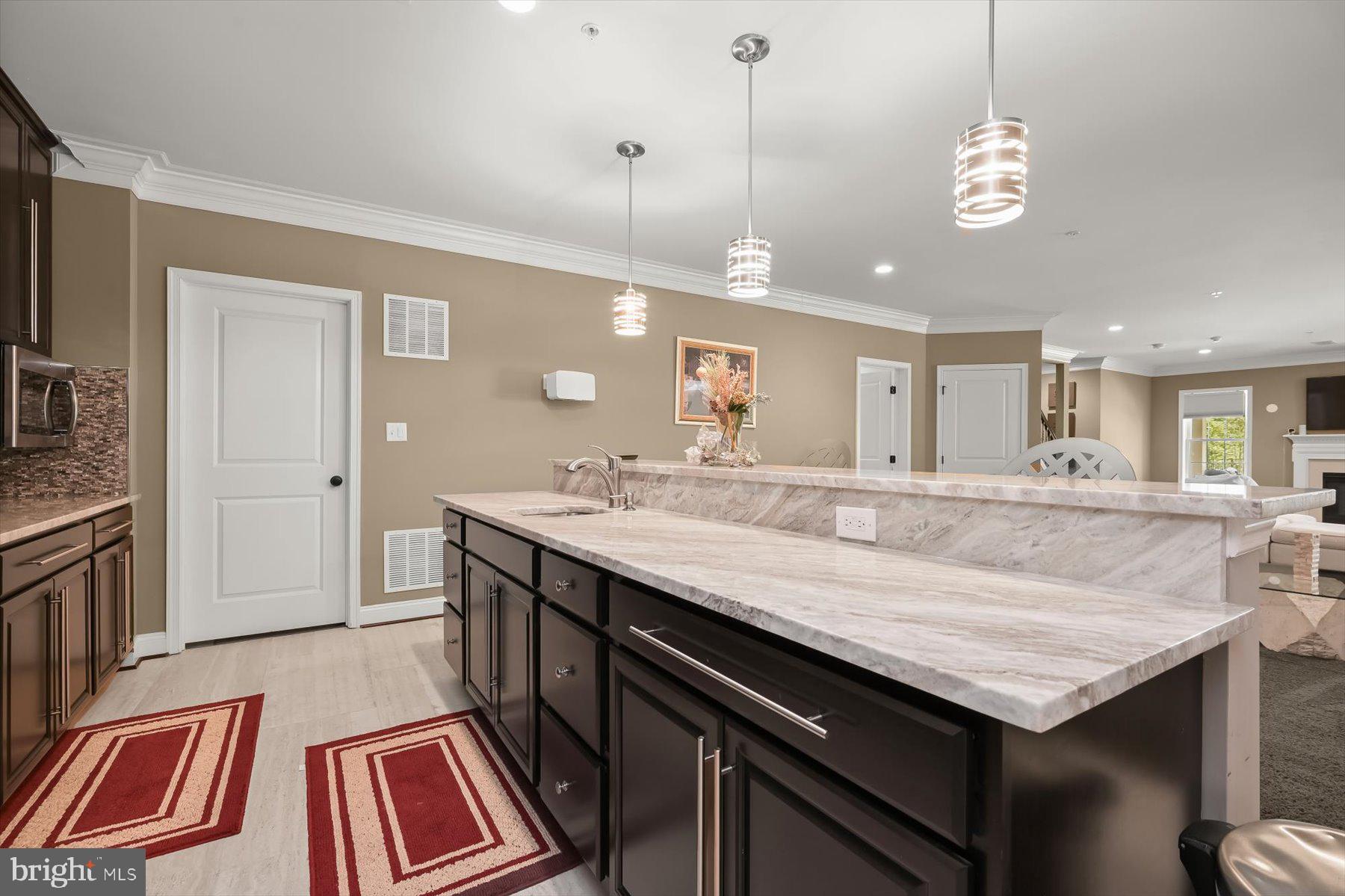 OAK CREEK - Residential