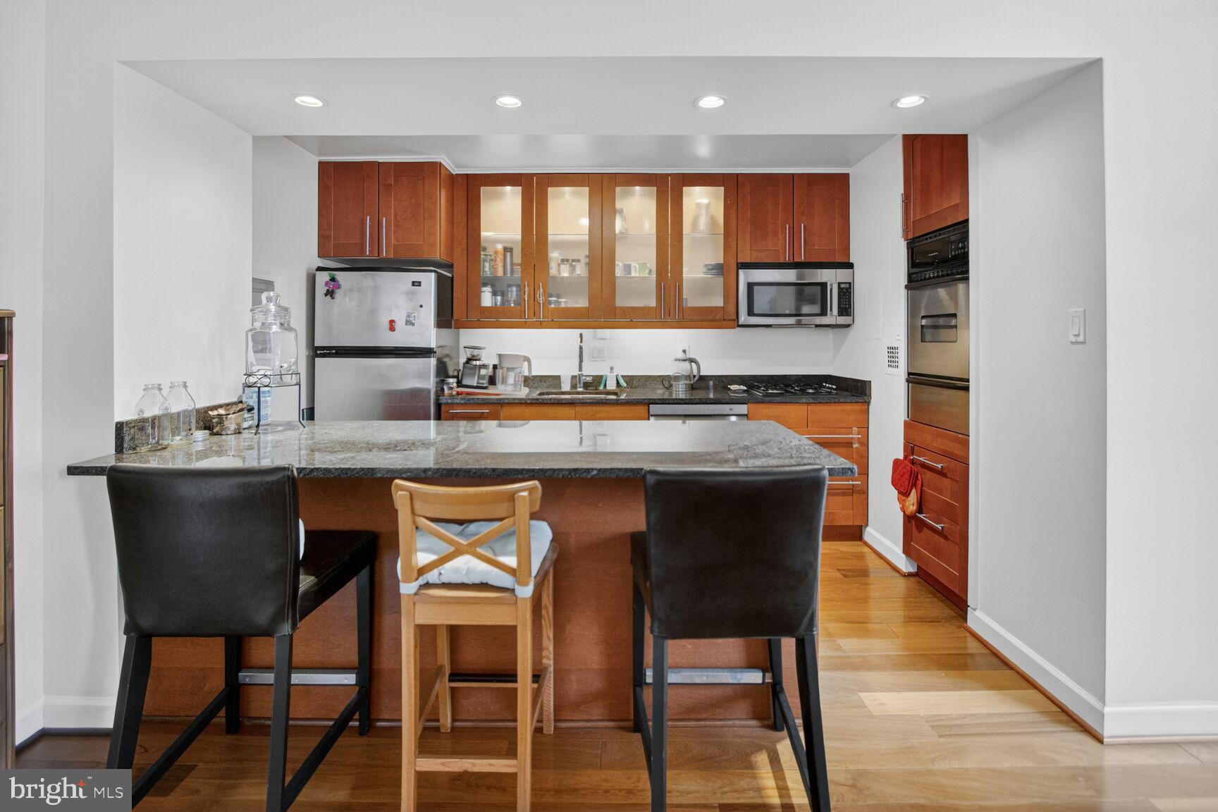 WILLOUGHBY OF CHEVY CHASE - Residential