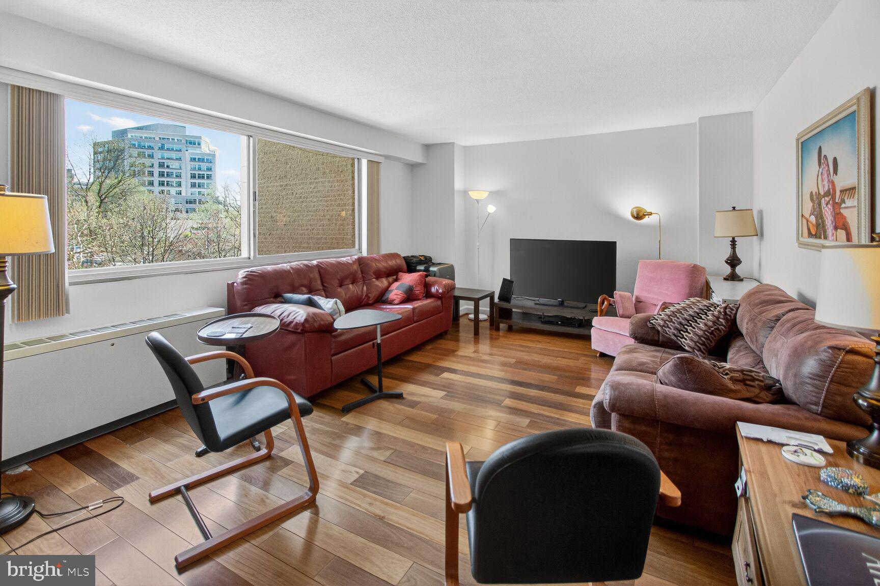WILLOUGHBY OF CHEVY CHASE - Residential