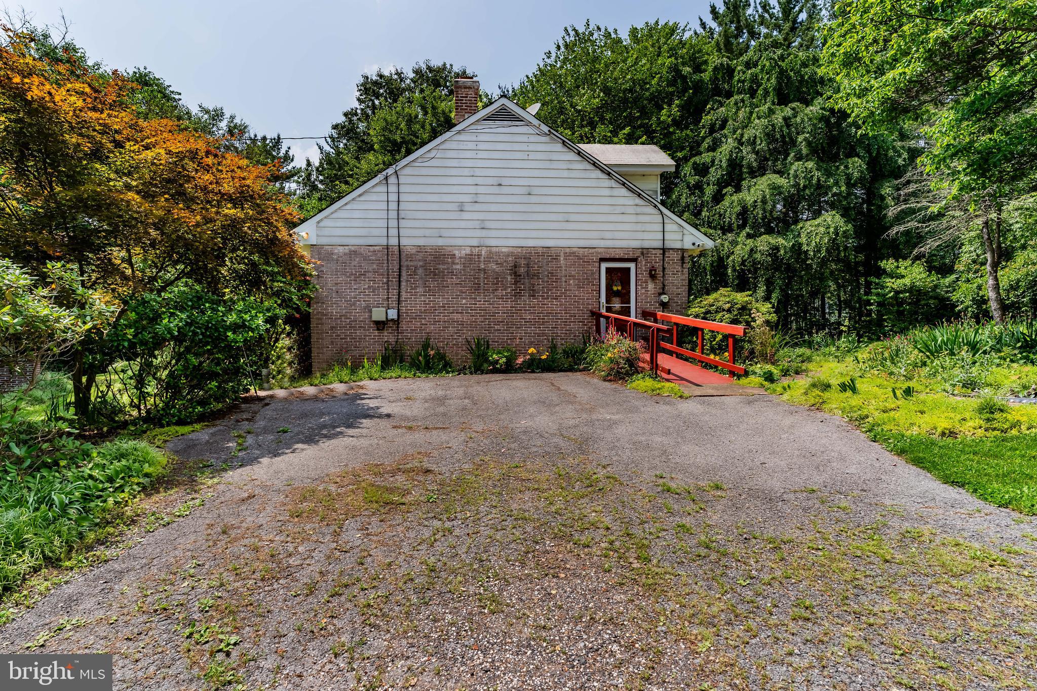 2831 FISHING CREEK VALLEY ROAD