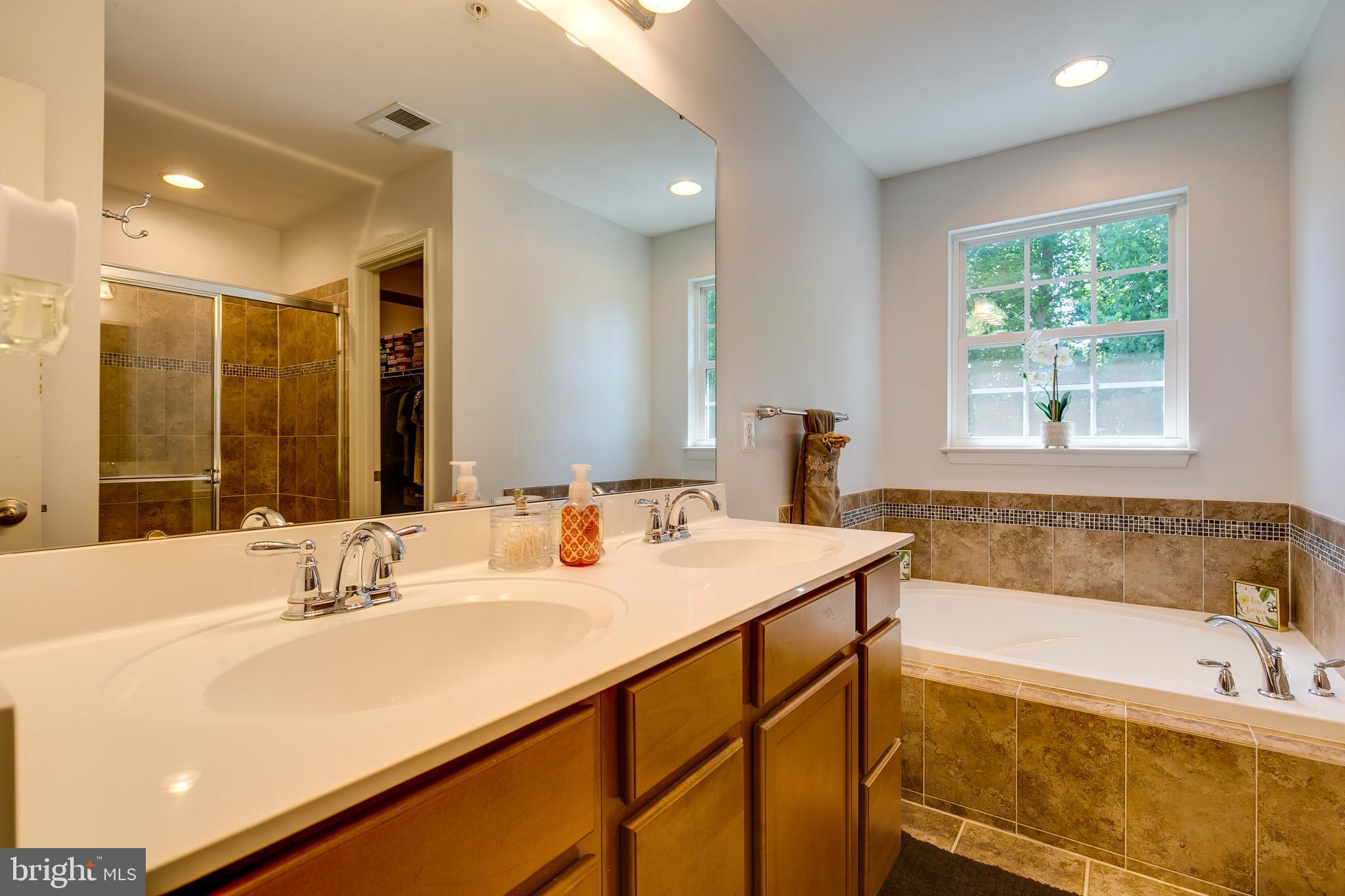 PISCATAWAY ESTATES - Residential