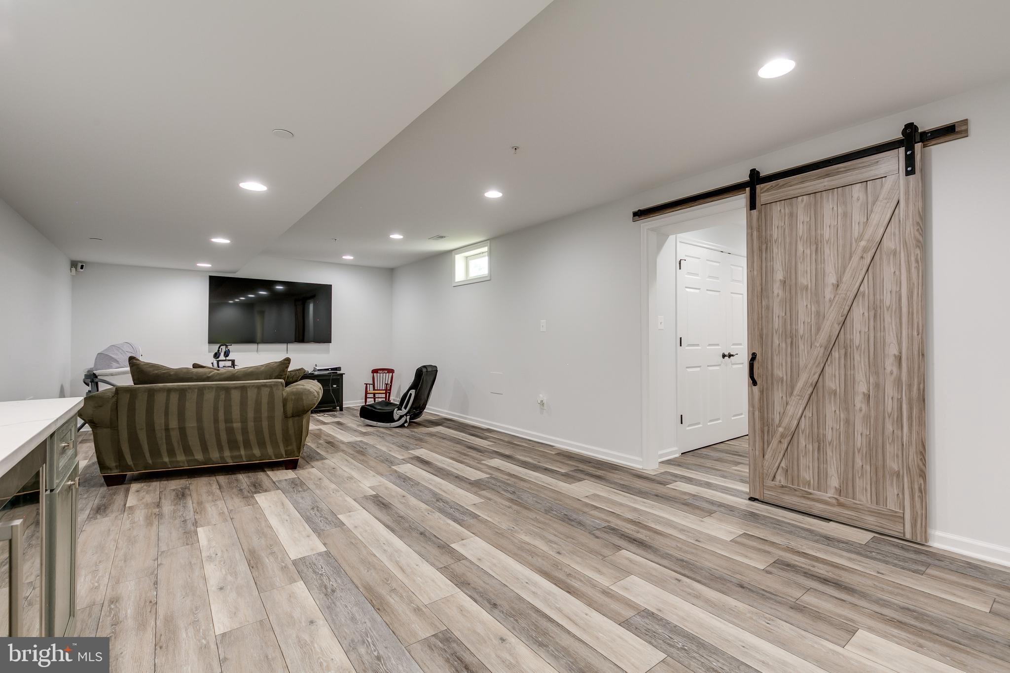 PISCATAWAY ESTATES - Residential