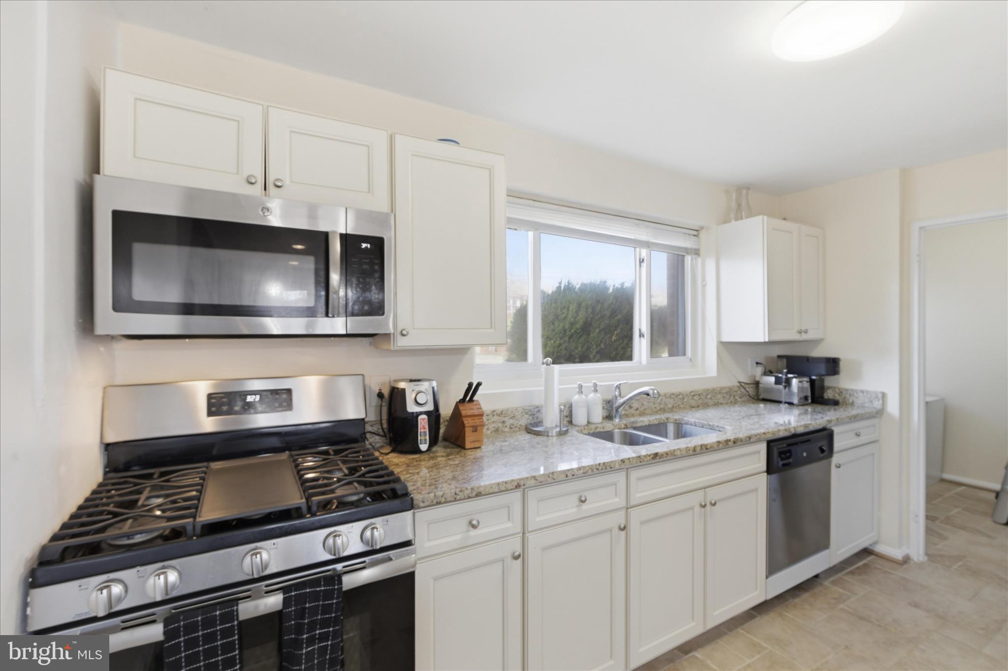 HILLCREST HEIGHTS - Residential