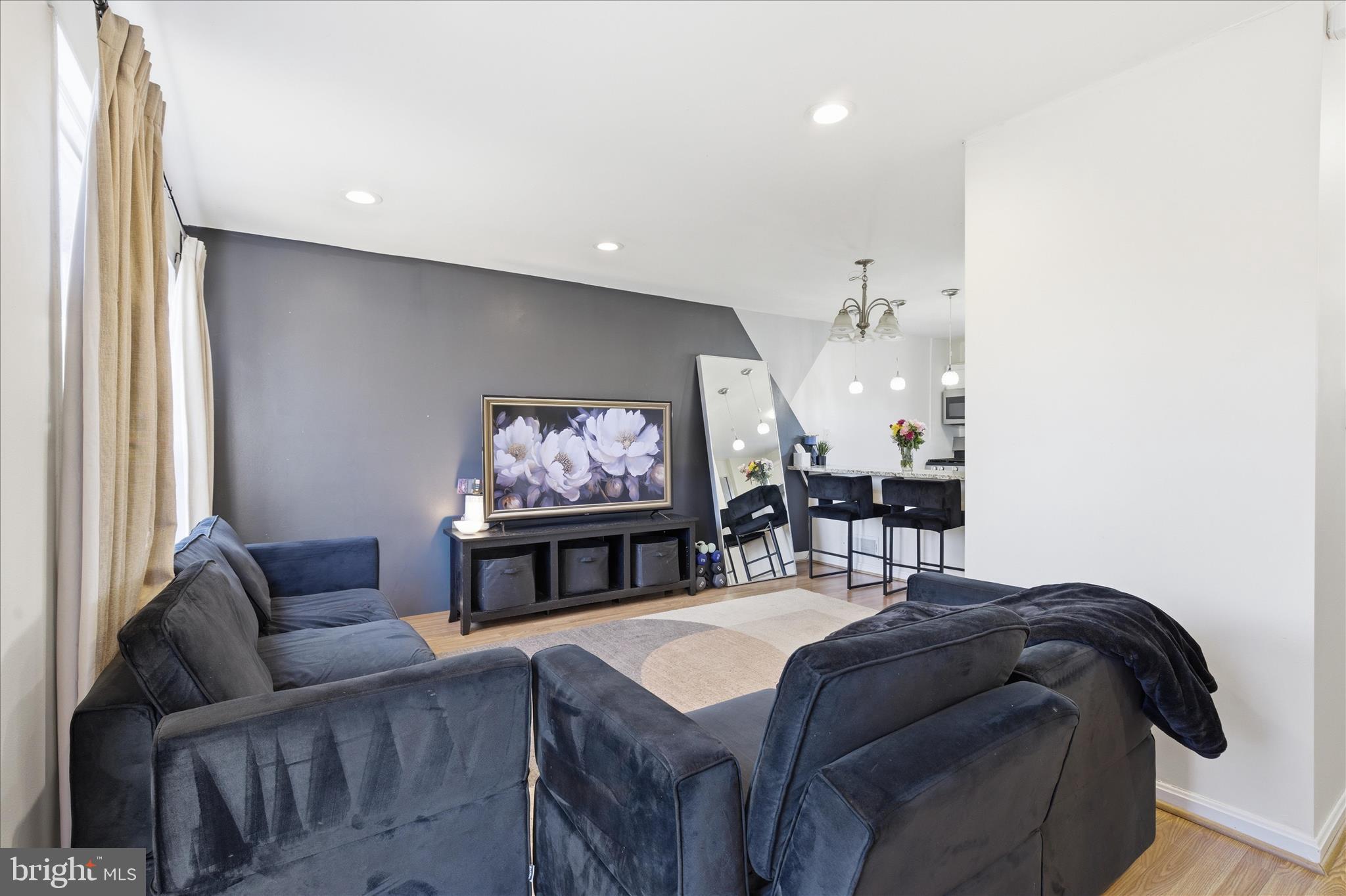 HILLCREST HEIGHTS - Residential