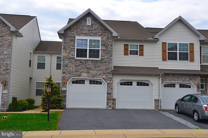 Longing for quiet and tranquility, but desire being close to all the conveniences of living? You've just found it in this move-in ready home! This open design features 2-story great room with palladian window. Kitchen with large breakfast room. Second floor opens to below with spacious bedrooms upstairs. Gas heat, walk-out basement, full appliance package. 2-car garage! Enjoy the privacy of the Blue Ridge Mountain. Close to the river, downtown, and local malls. Immediate occupancy. Sewer and trash additional $61.00 per month.