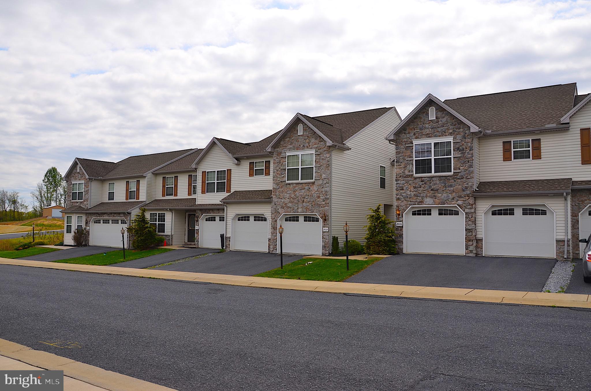 MARGARETS GROVE - Residential Lease