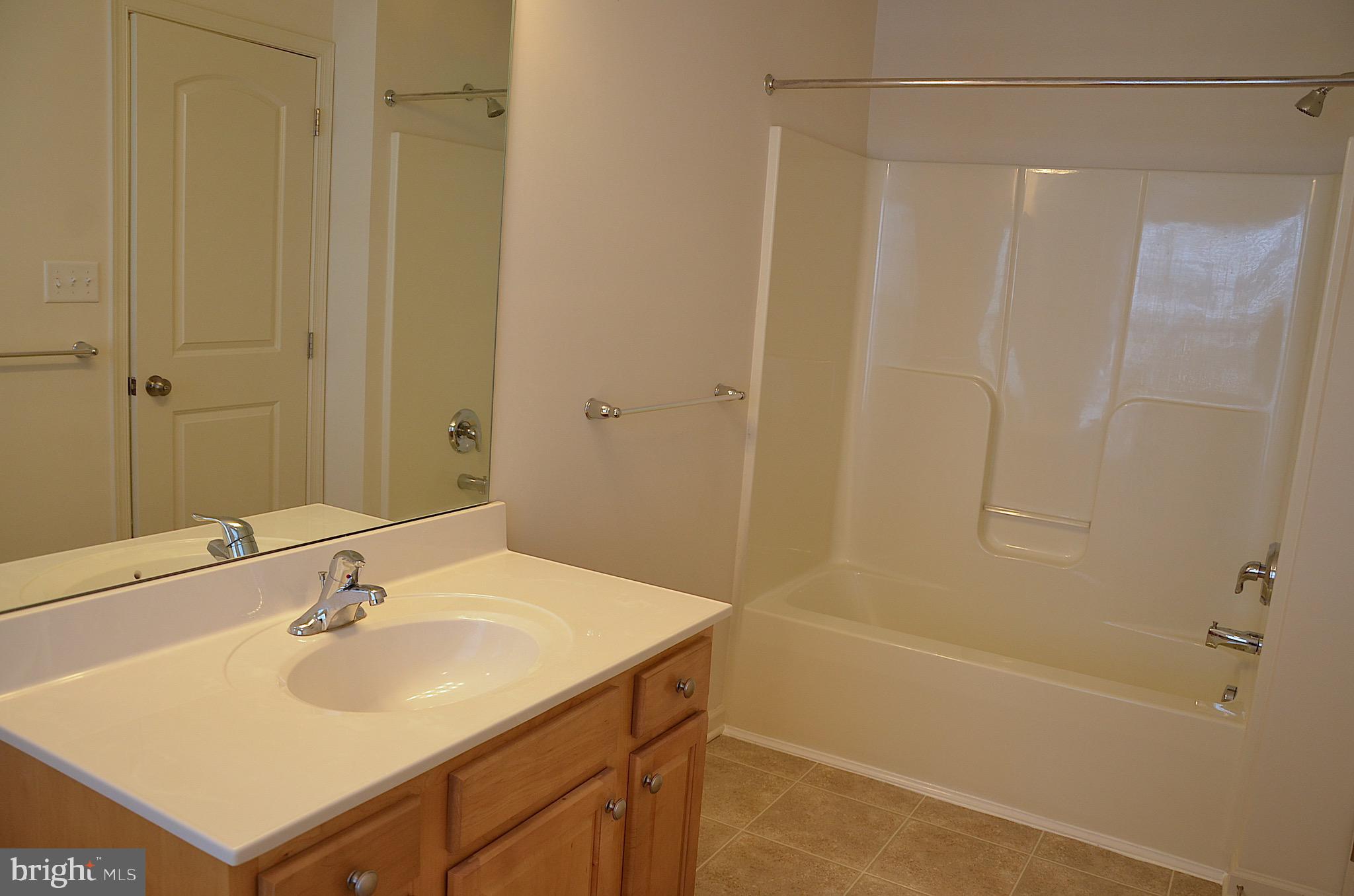 MARGARETS GROVE - Residential Lease