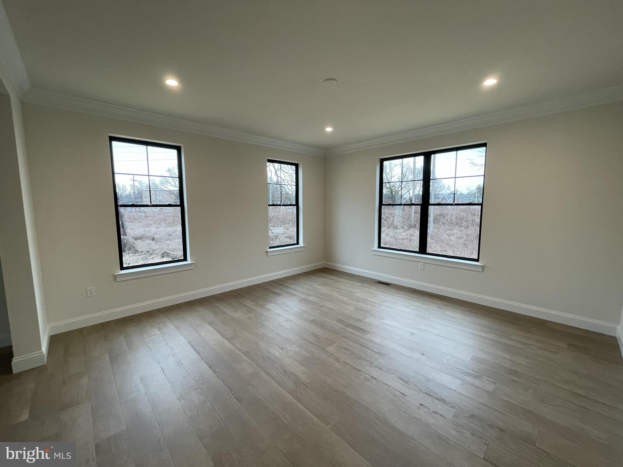 HESS MILL RUN - Residential