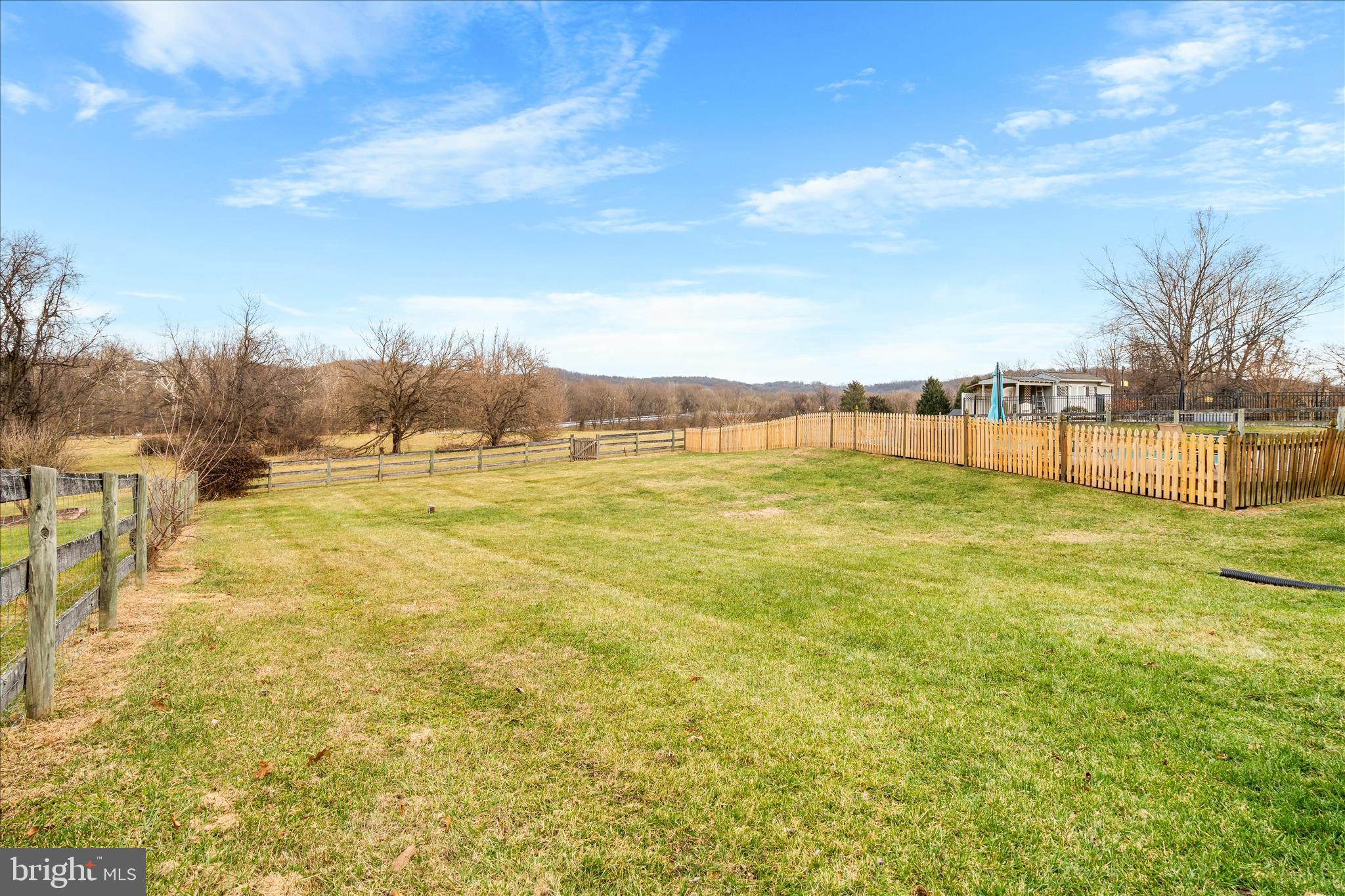 BUCKINGHAM HILLS - Residential