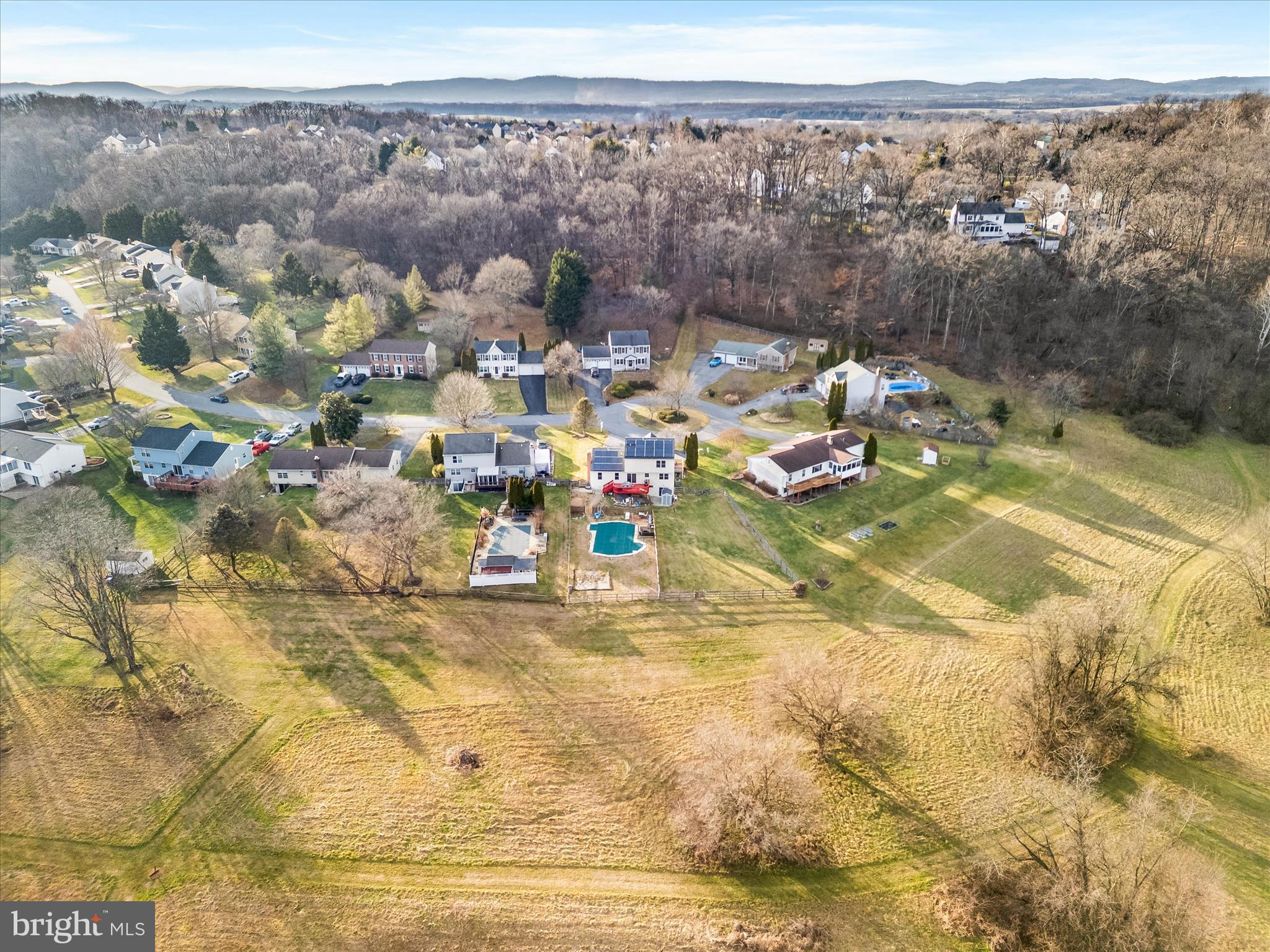 BUCKINGHAM HILLS - Residential