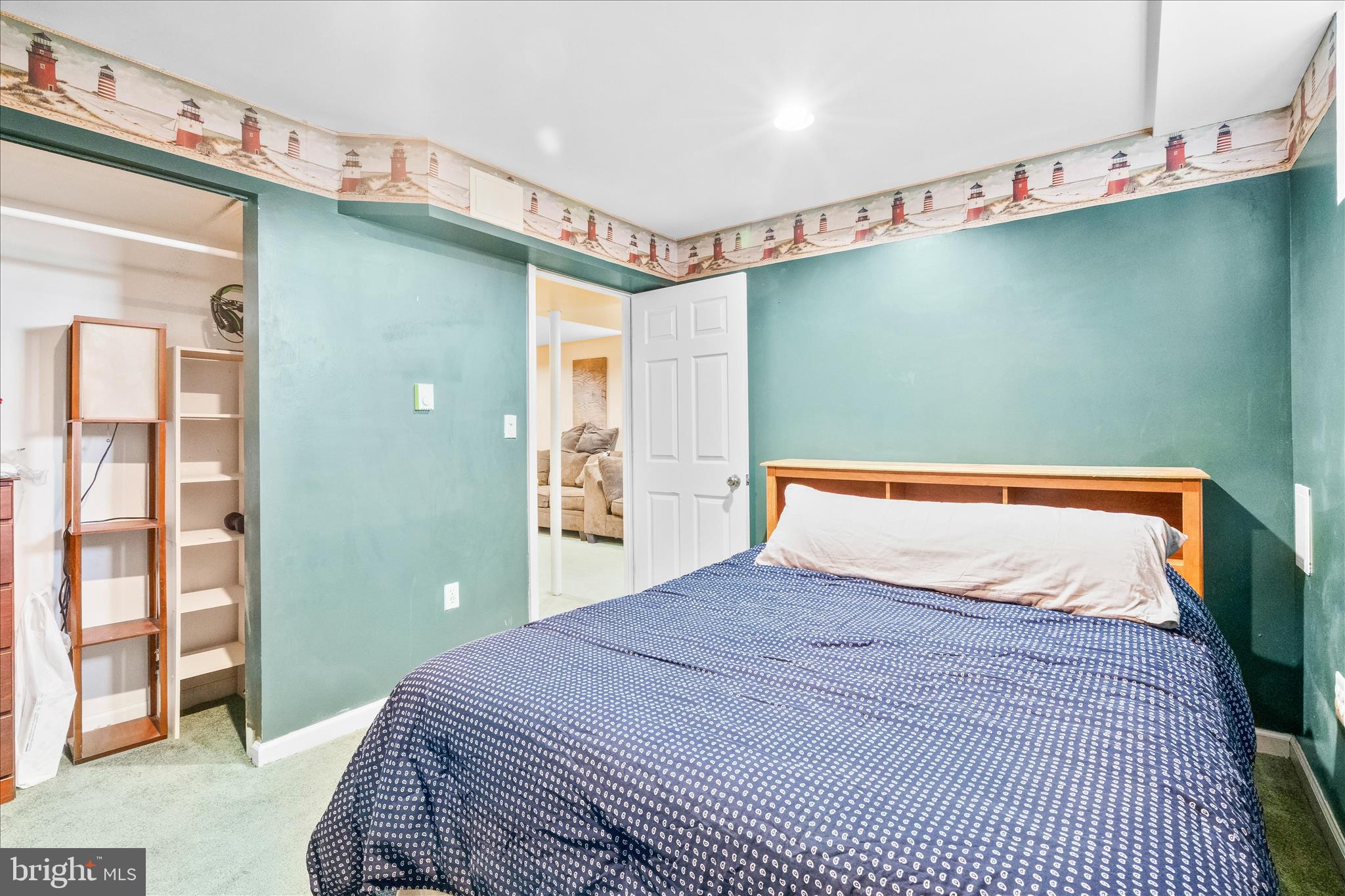 BUCKINGHAM HILLS - Residential