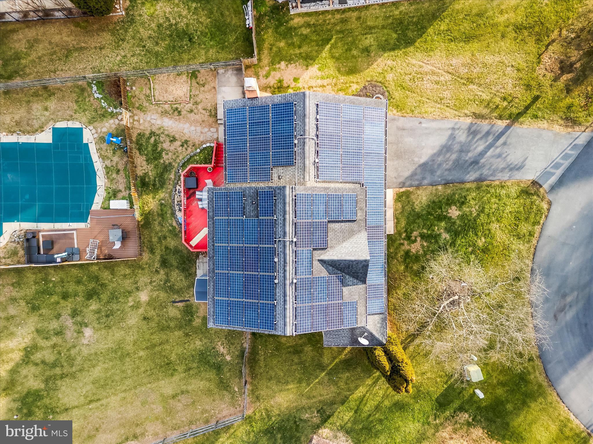 BUCKINGHAM HILLS - Residential