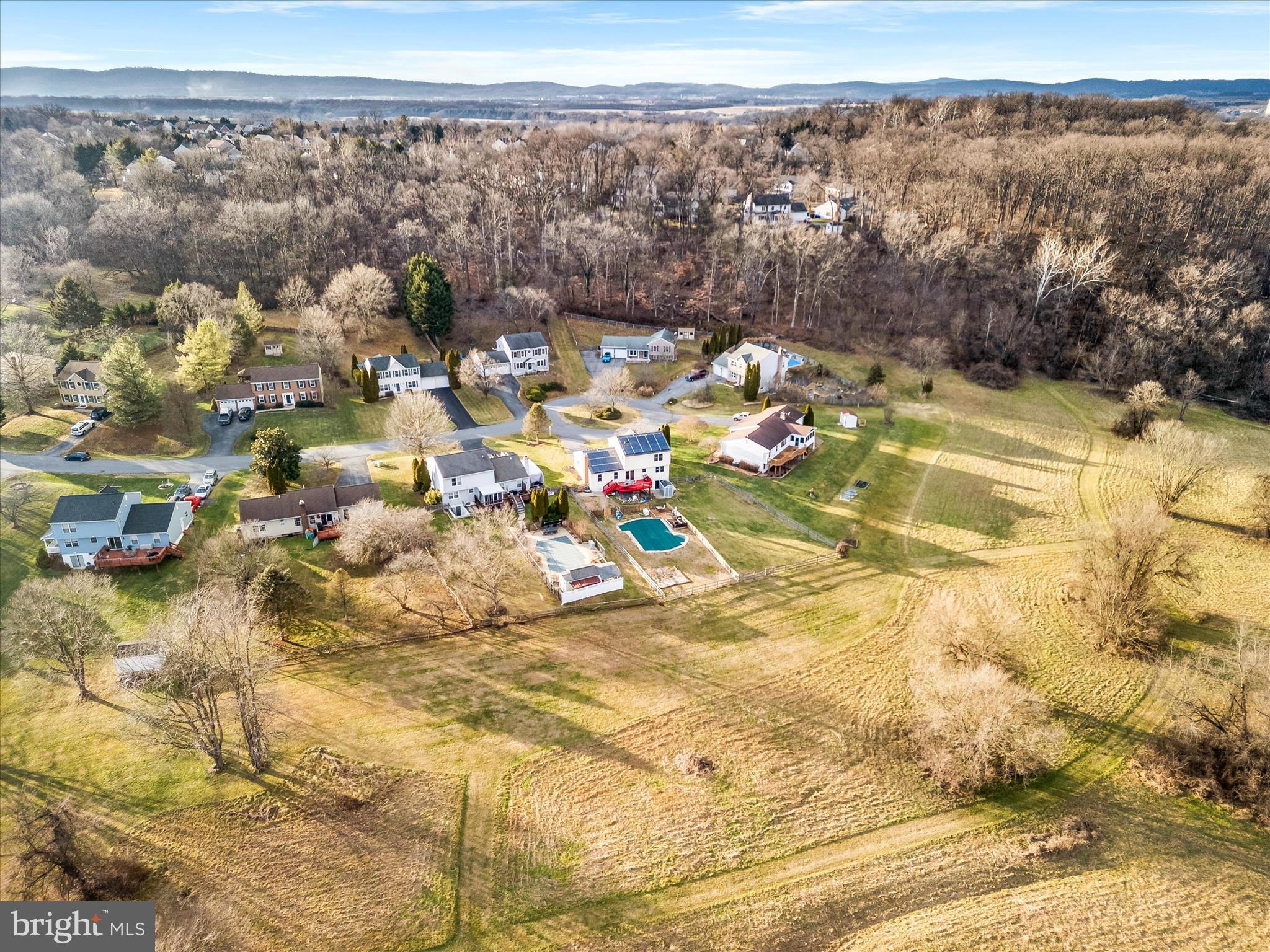 BUCKINGHAM HILLS - Residential