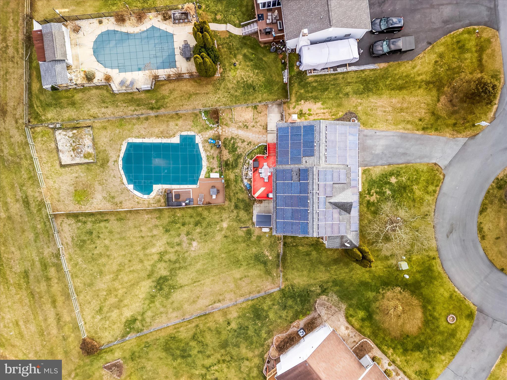 BUCKINGHAM HILLS - Residential