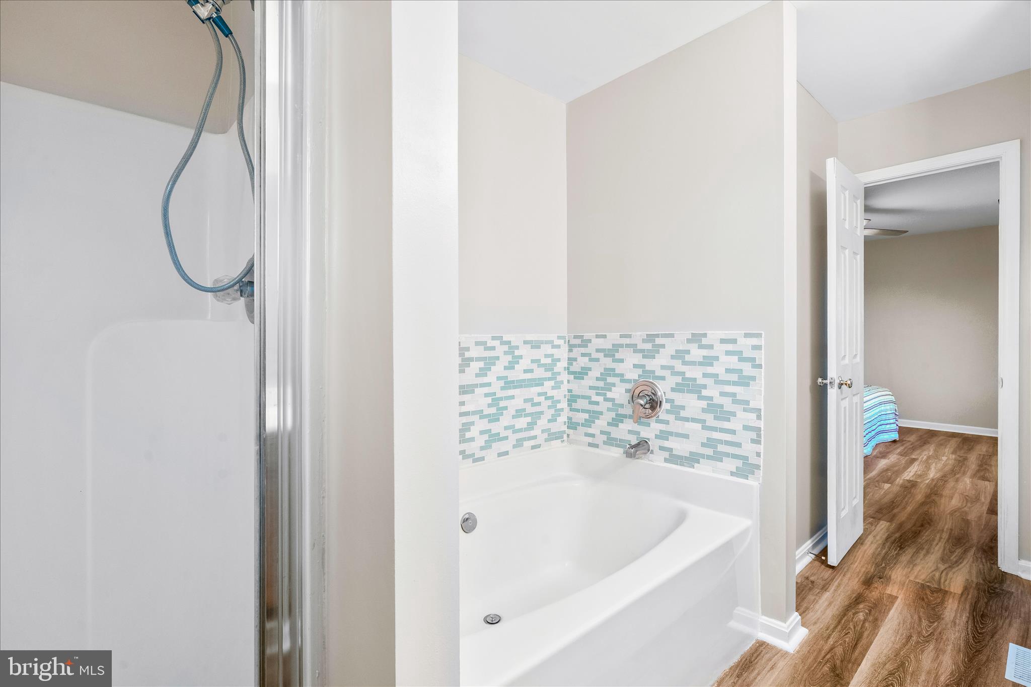 BUCKINGHAM HILLS - Residential