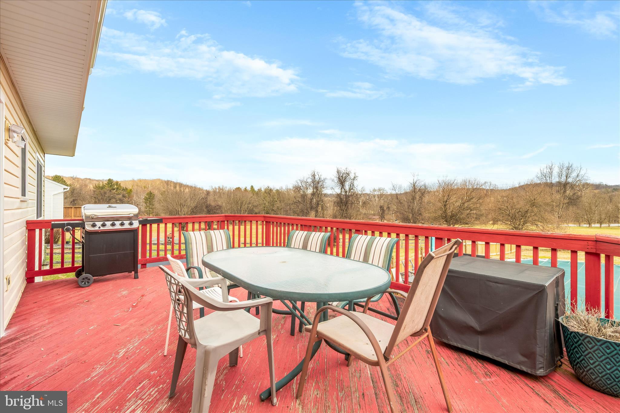 BUCKINGHAM HILLS - Residential