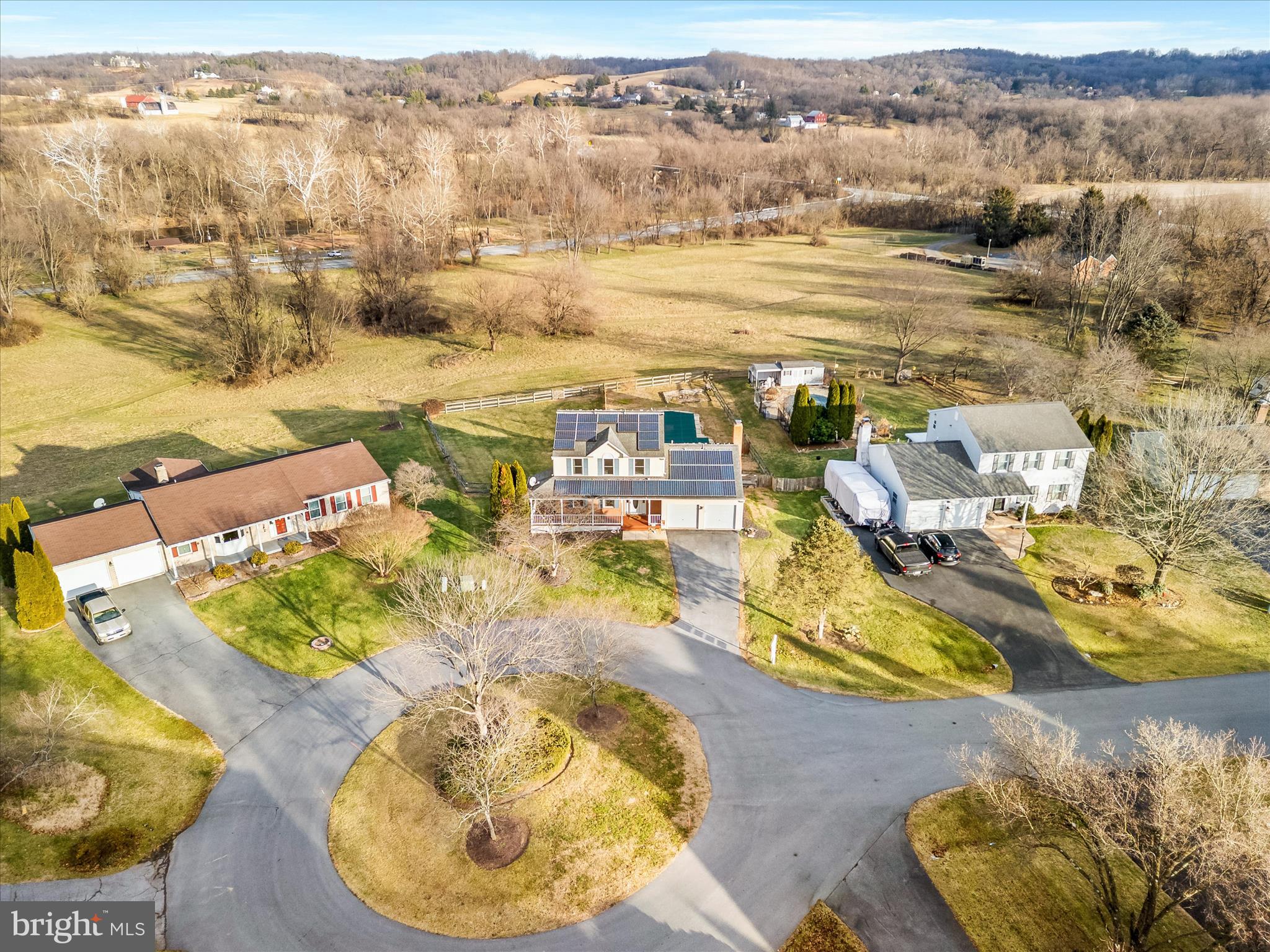 BUCKINGHAM HILLS - Residential