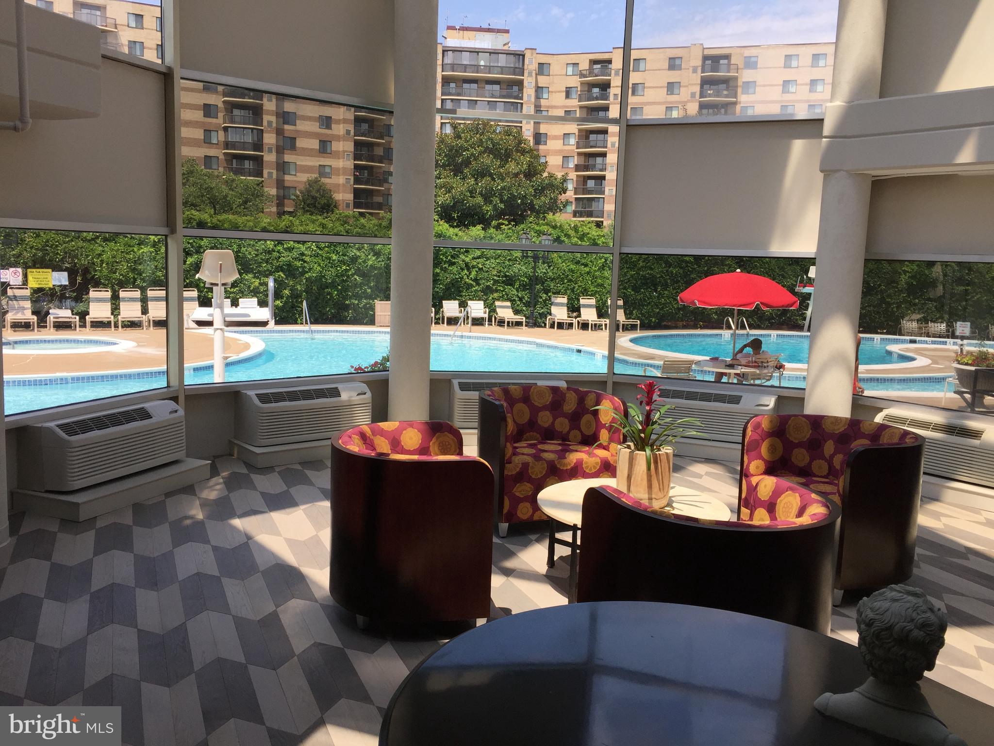 ROTONDA - Residential Lease