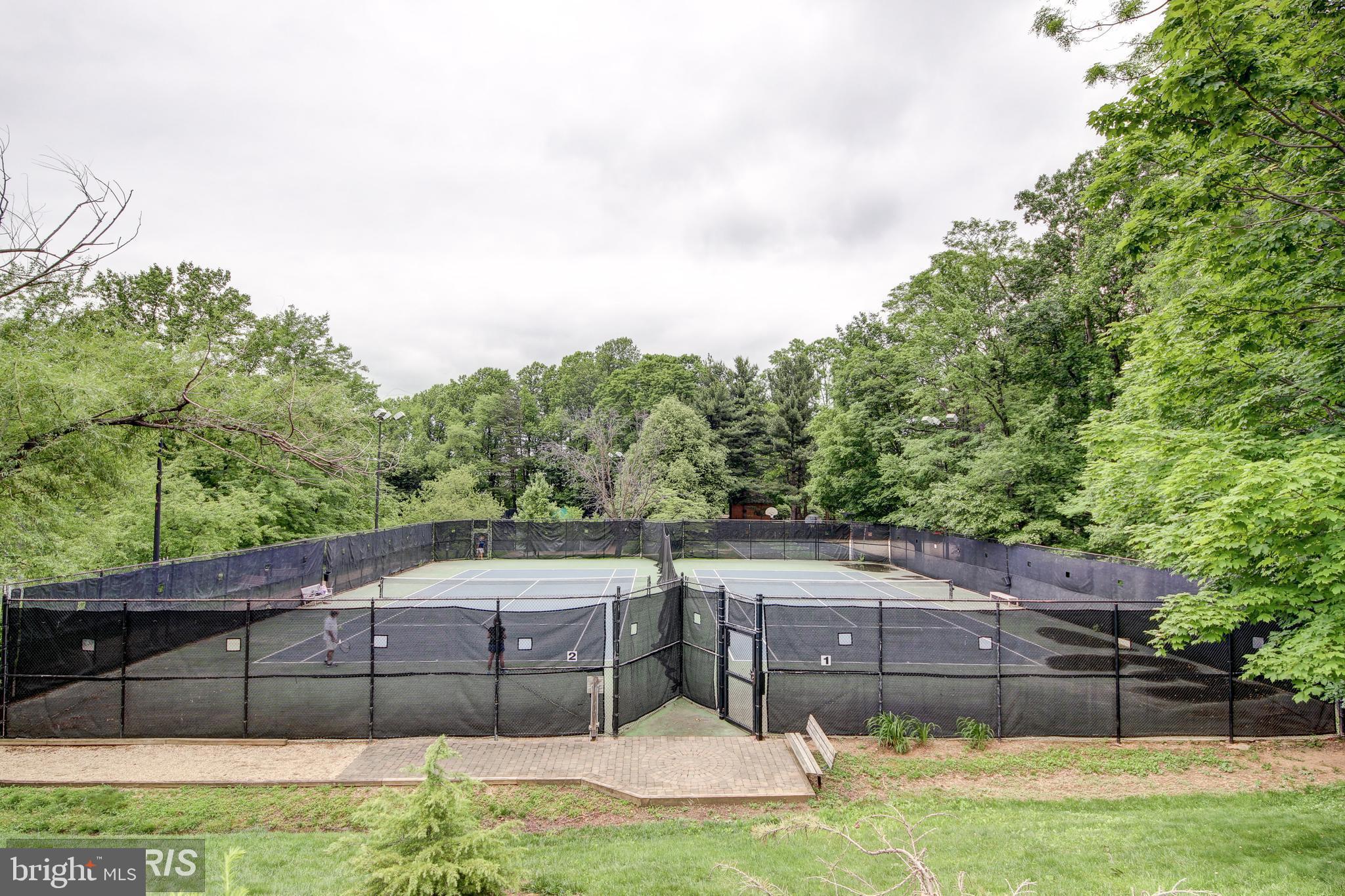 ROTONDA - Residential Lease