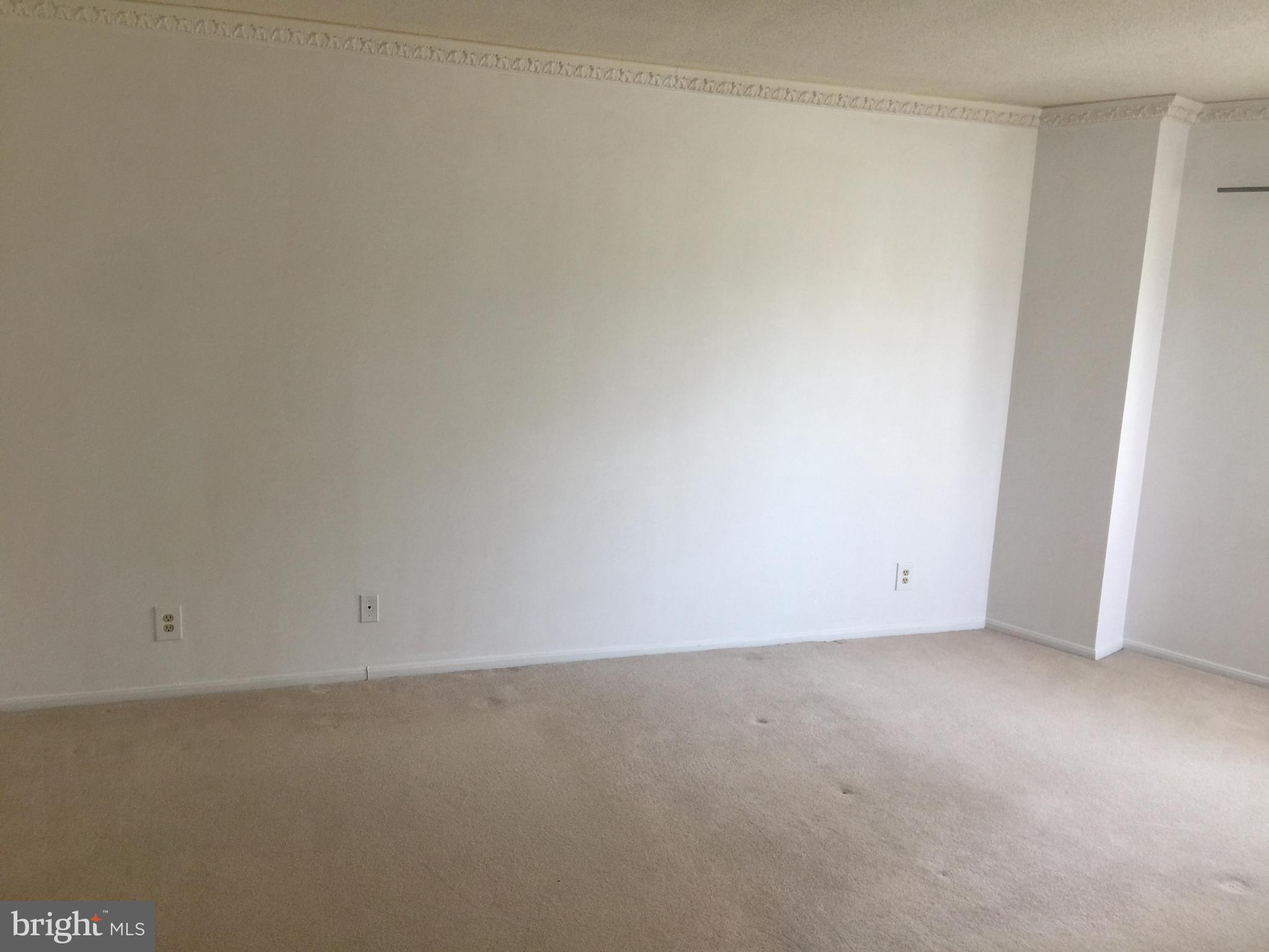 ROTONDA - Residential Lease